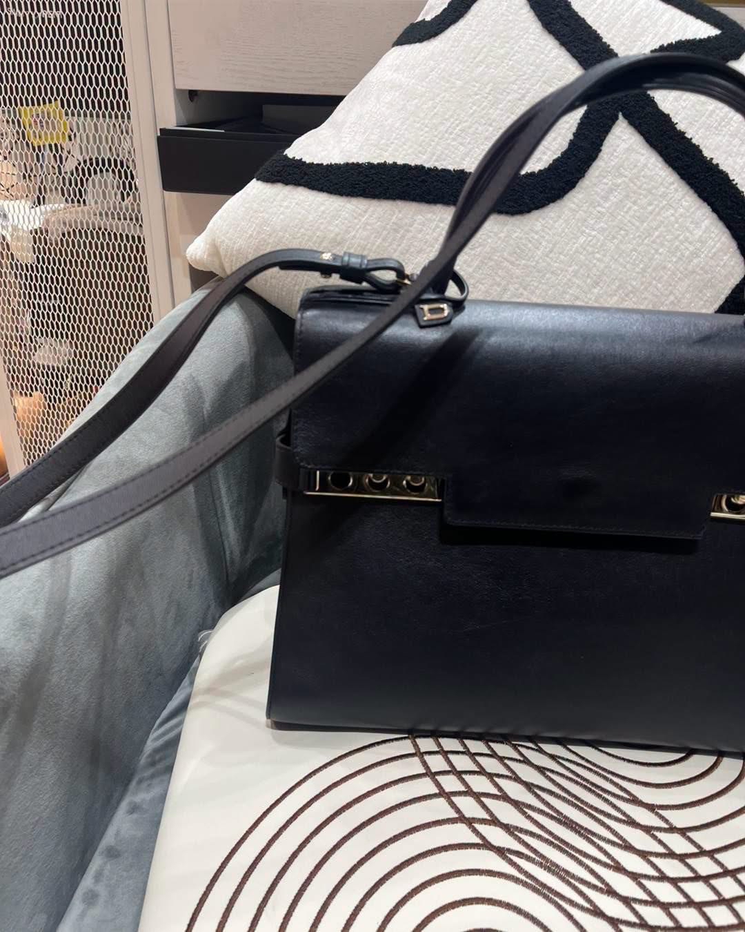DELVAUX Brillant Gm 2 way bag 牛皮 Black 100%Authentic ,95%new ✅dust bag 