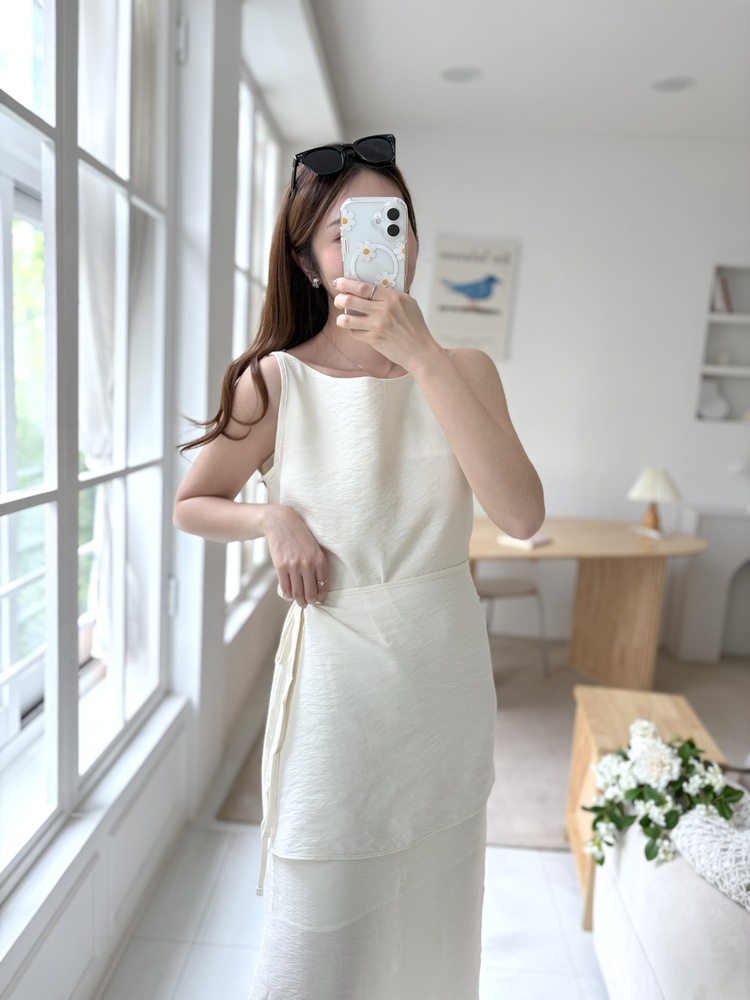 Boat Neck Layered Dress (Ivory)
