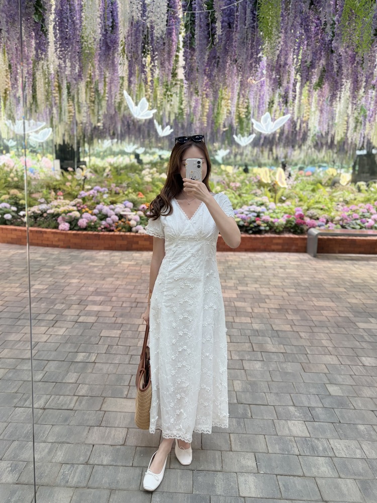 Aurelie Embroidered Dress (White)