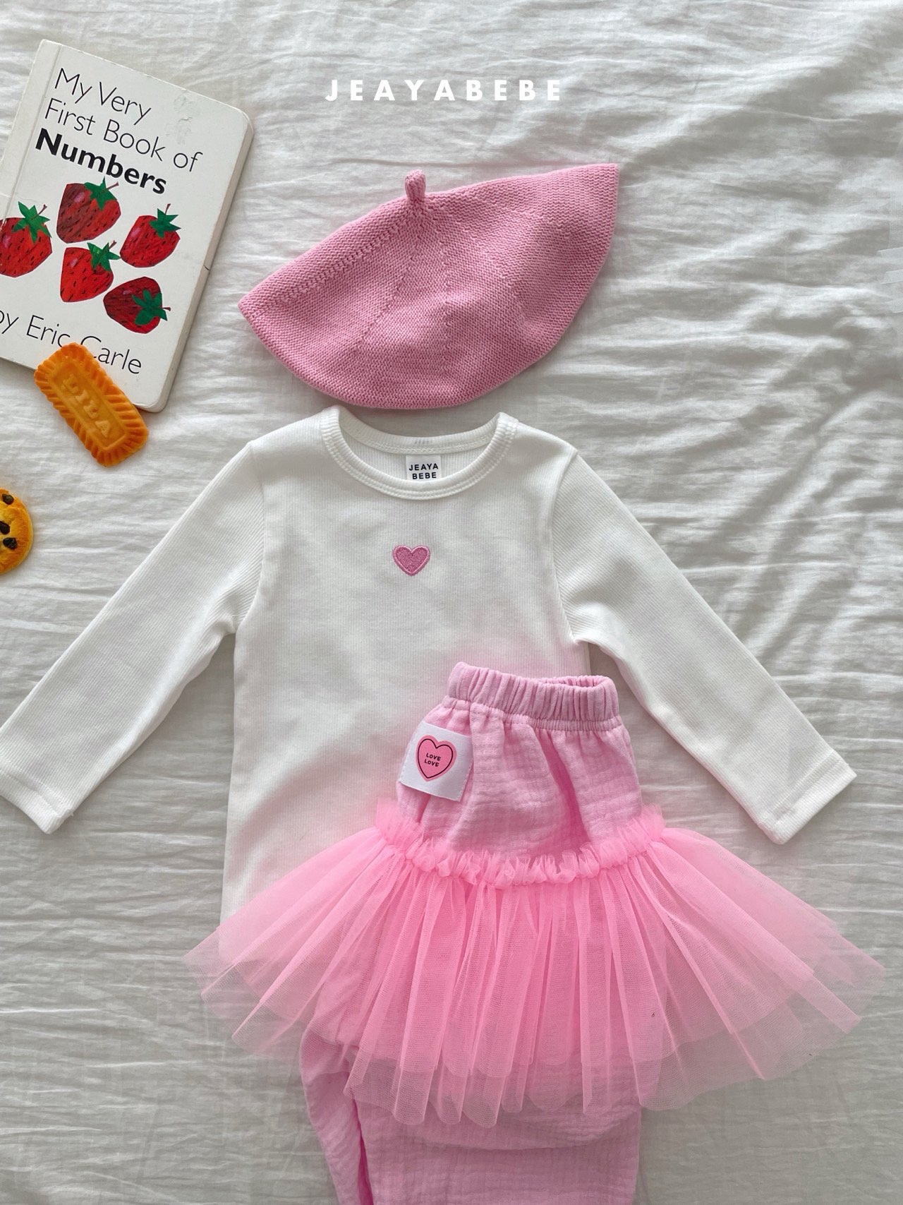 🇰🇷jeayabebe set (tee+pants)