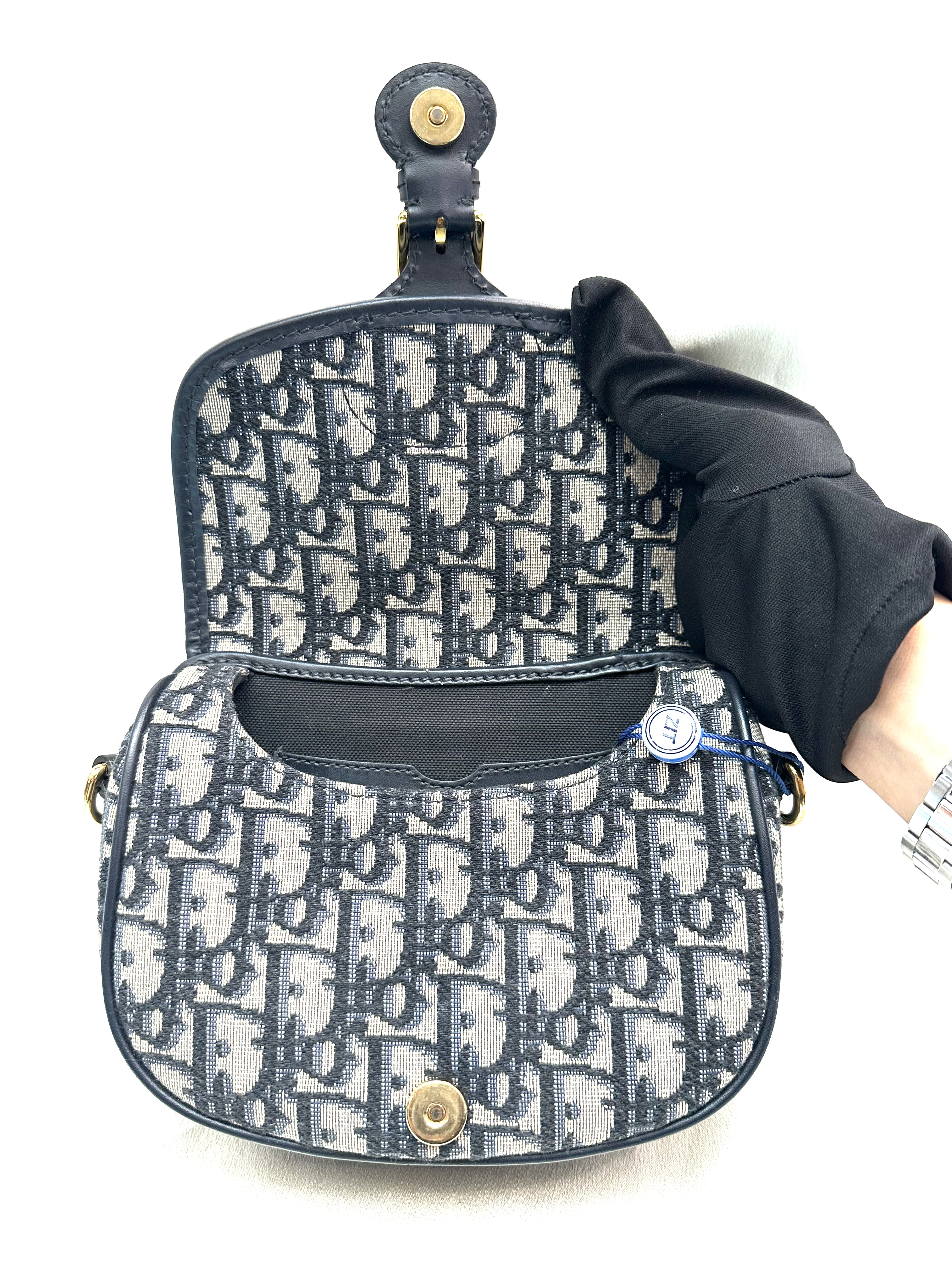 直播貨品 |  [1個-$100 2個-$300］LXD06