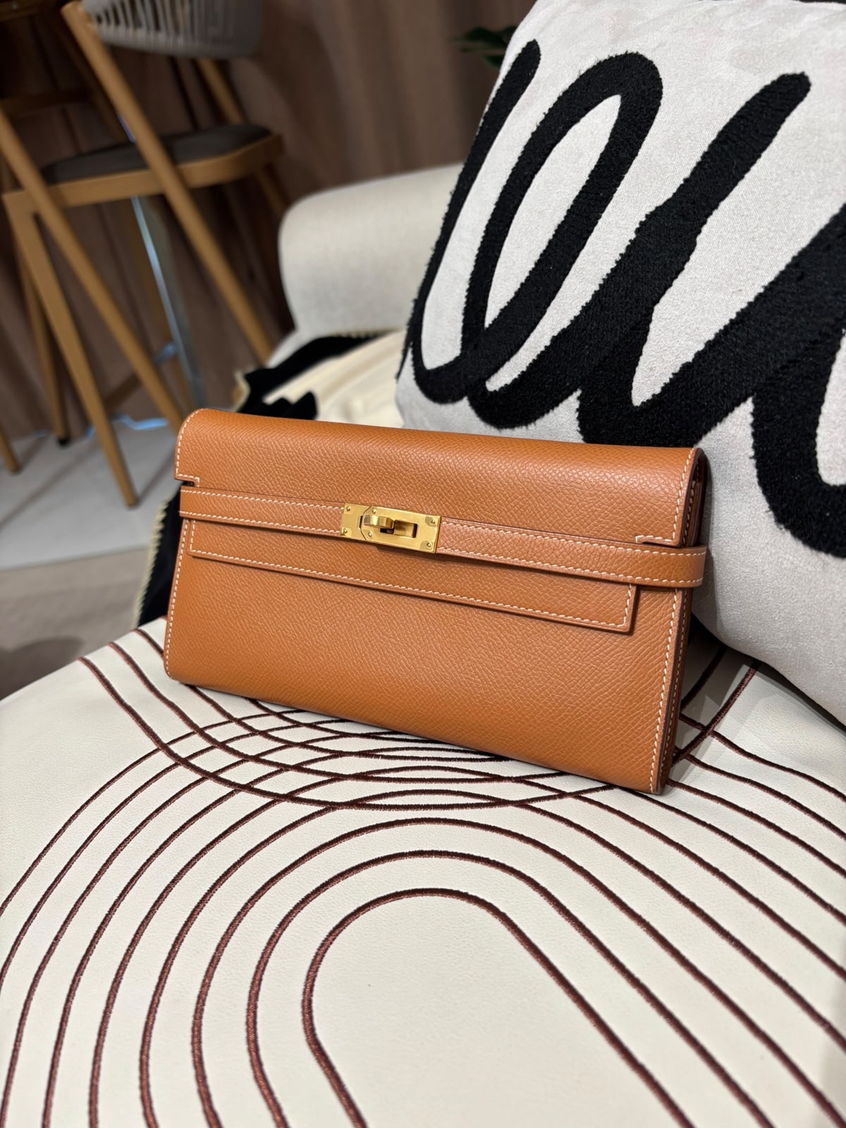 Hermes Kelly Wallet Stamp D Gold/Gold 100%Authentic,98%new✅box