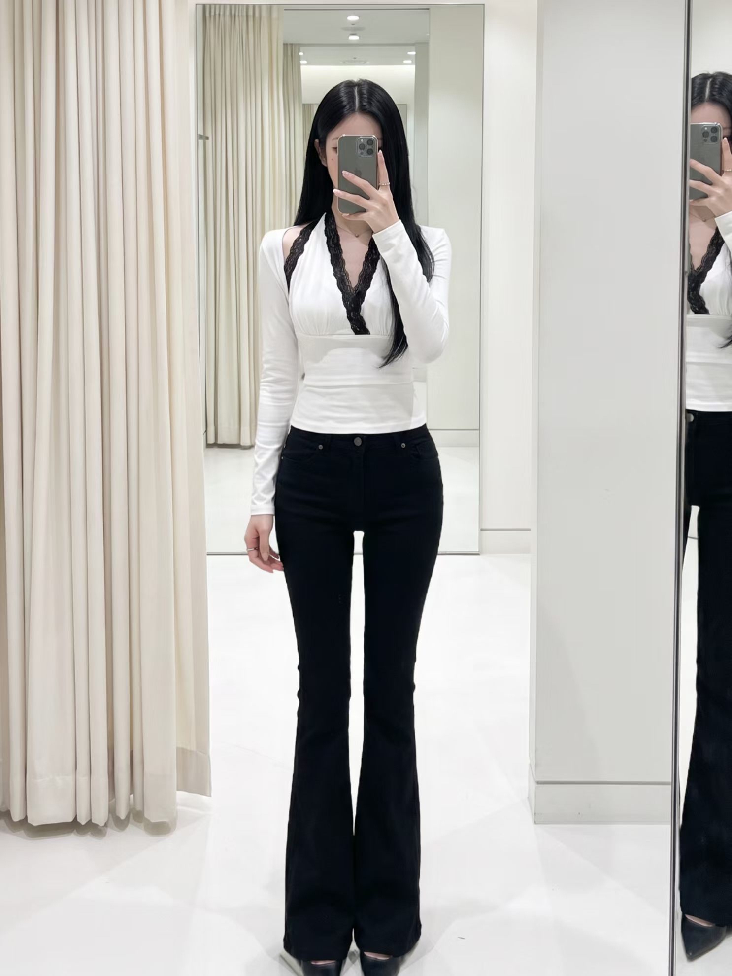 歐美V領繞頸蕾絲TwinSet 