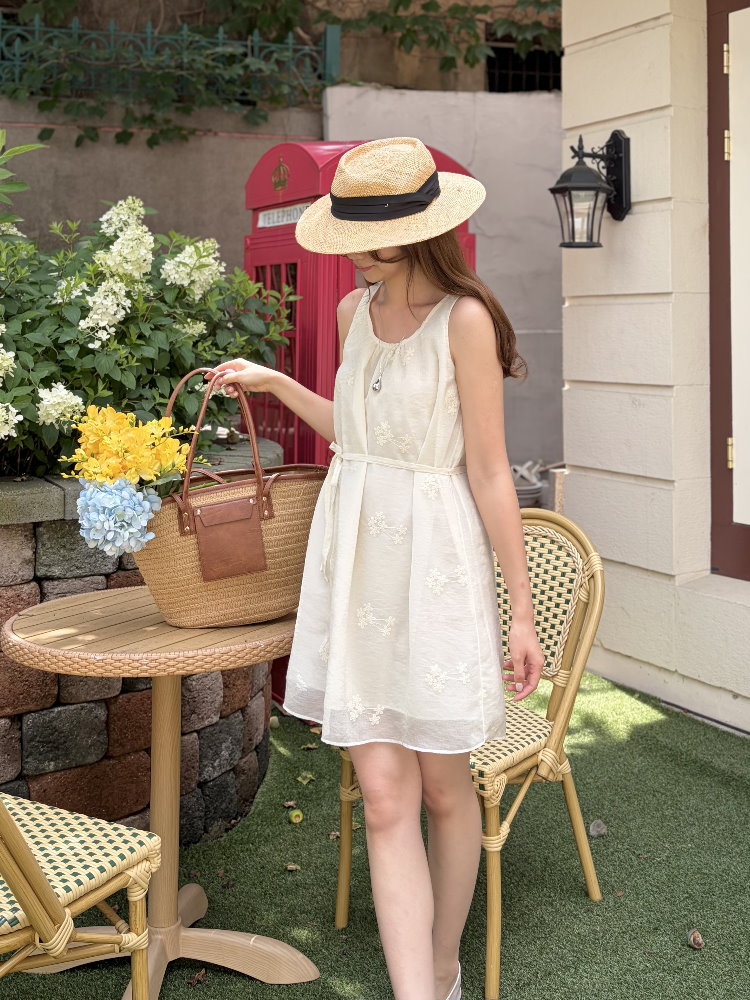 Fleur Embroidered Dress