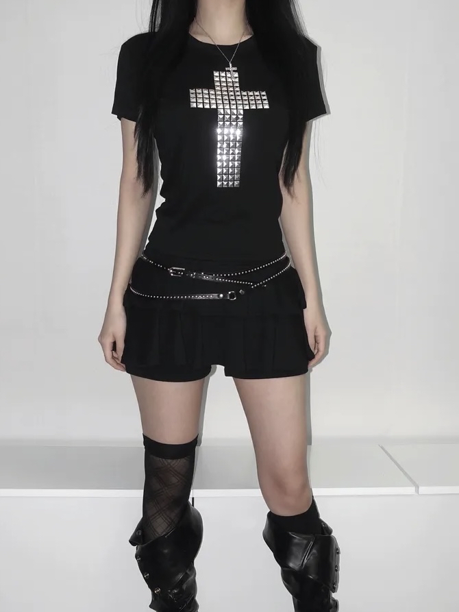 Square Cross Studded Top
