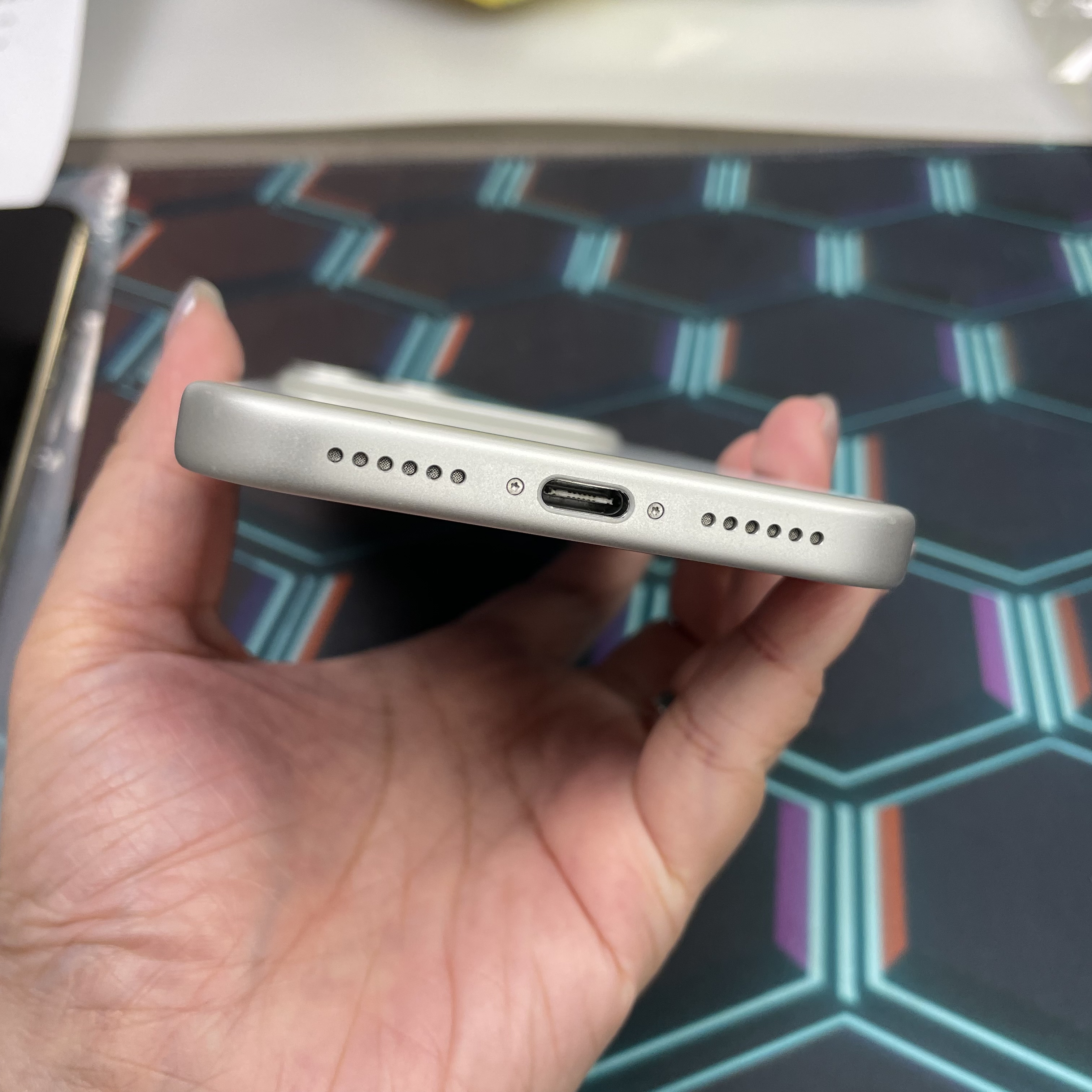 *7383 17 Pro max 勁靚機 256GB 電100 銀色 sliver