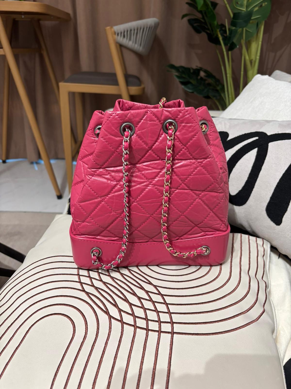 CHANEL GABRIELLE BACKPACK SMALL,100%Authentic,95%new  ✅CARD✅塵袋 