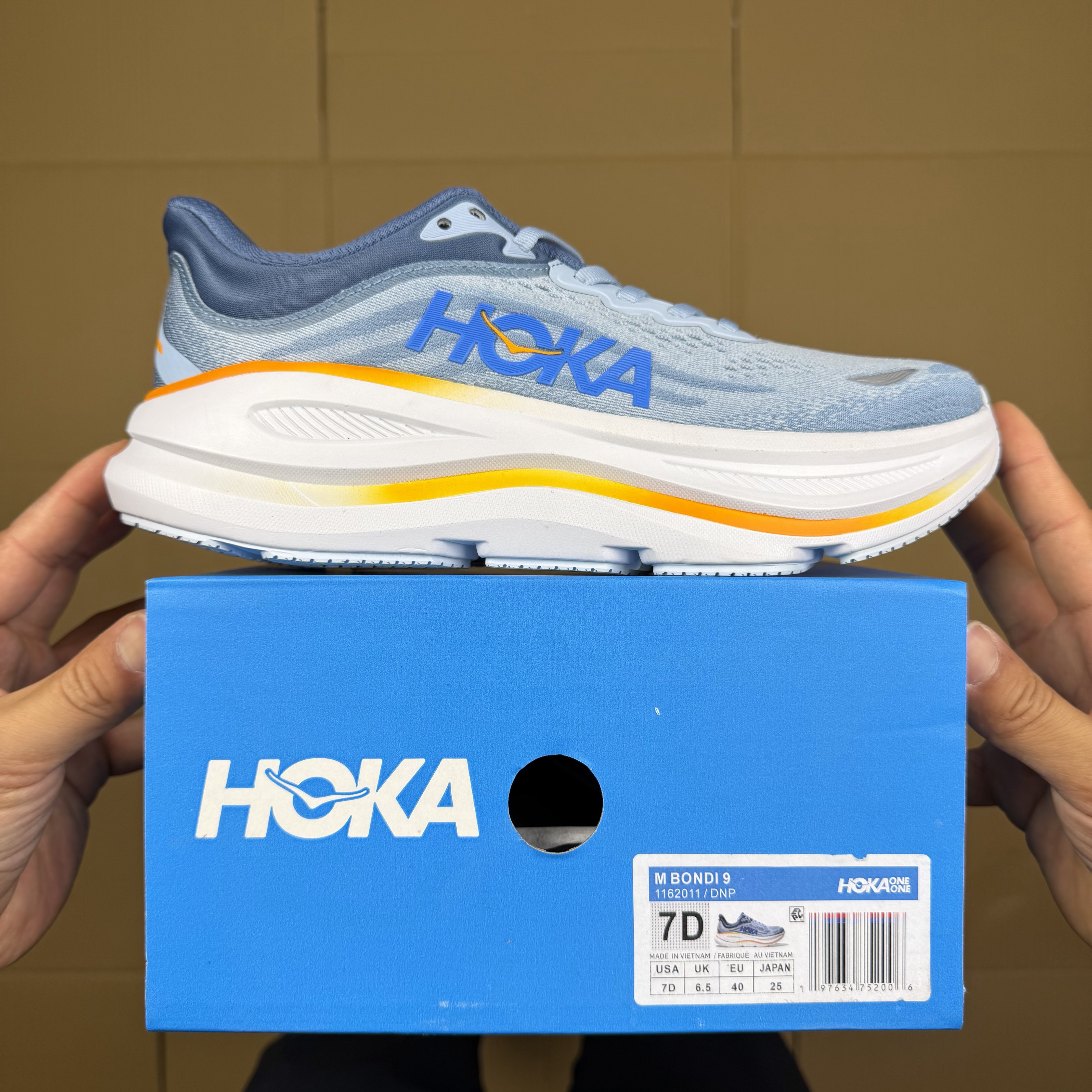 Hoka One One Bondi 9 
