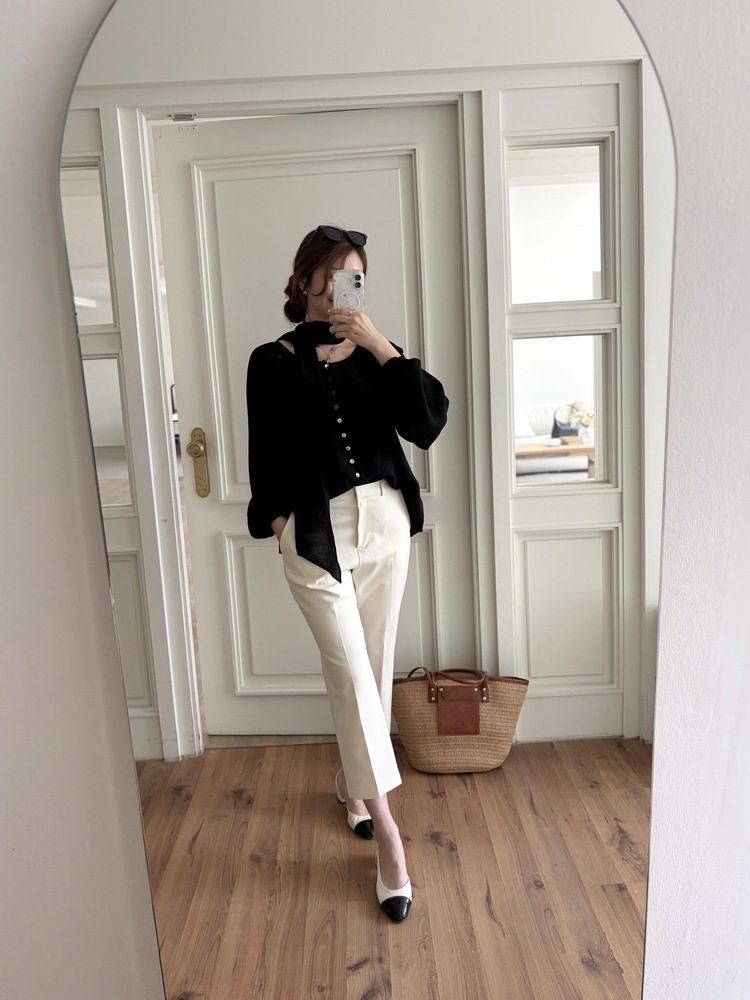 Minimal Tapered Ankle Pants (Ivory)