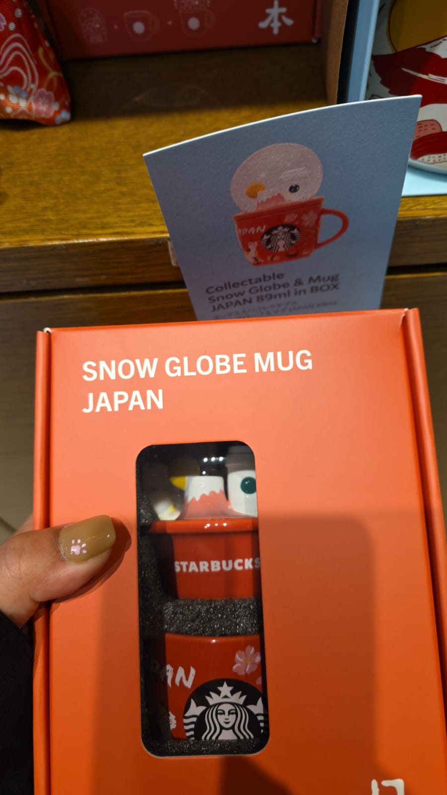snow globe mug