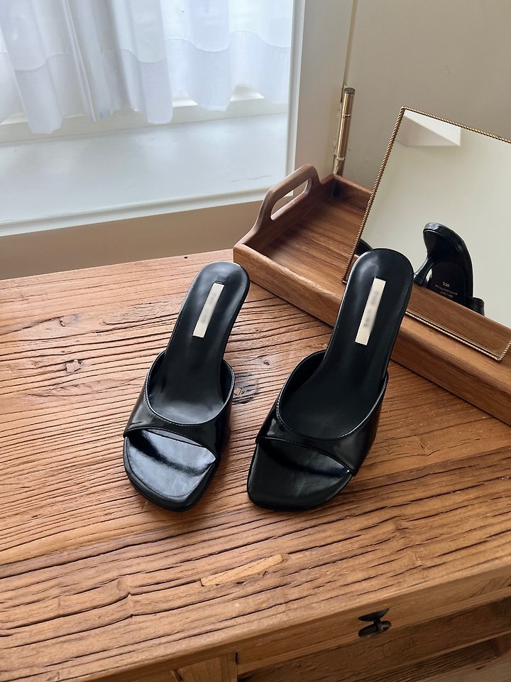Open-toe Kitten Heels (3 colors)