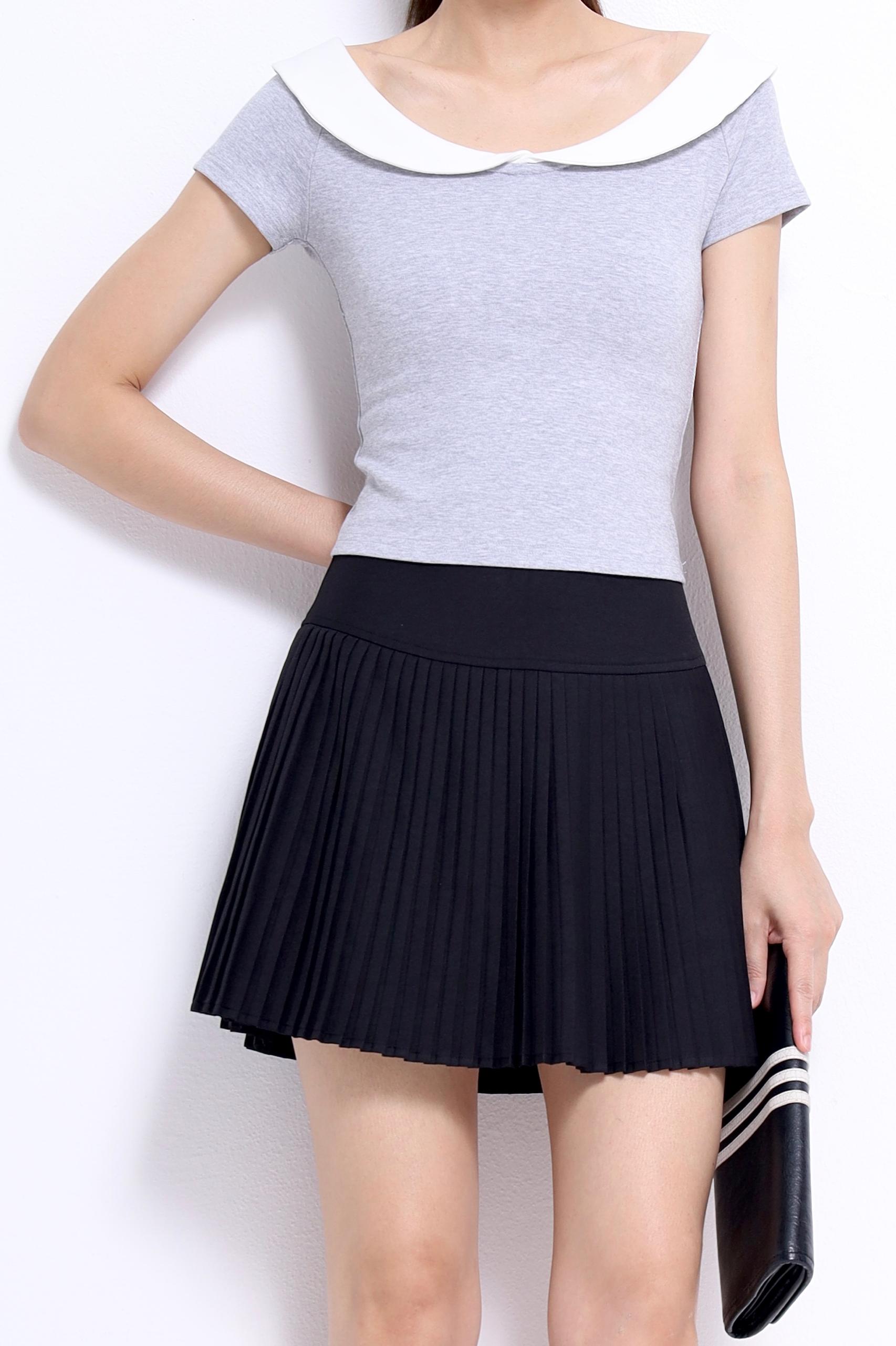 CB2719 Aurora Contrast Collar Knit Top