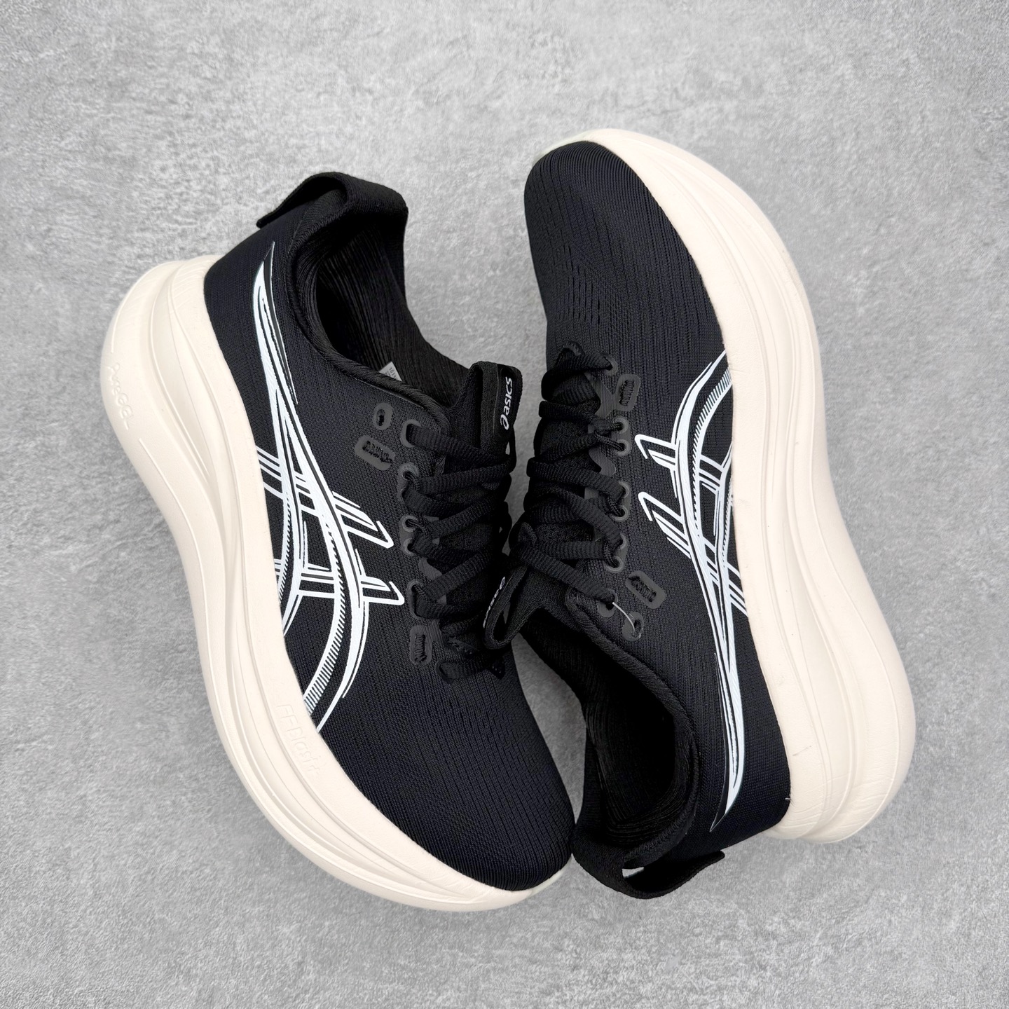 mAsics Gel-Nimbus 28