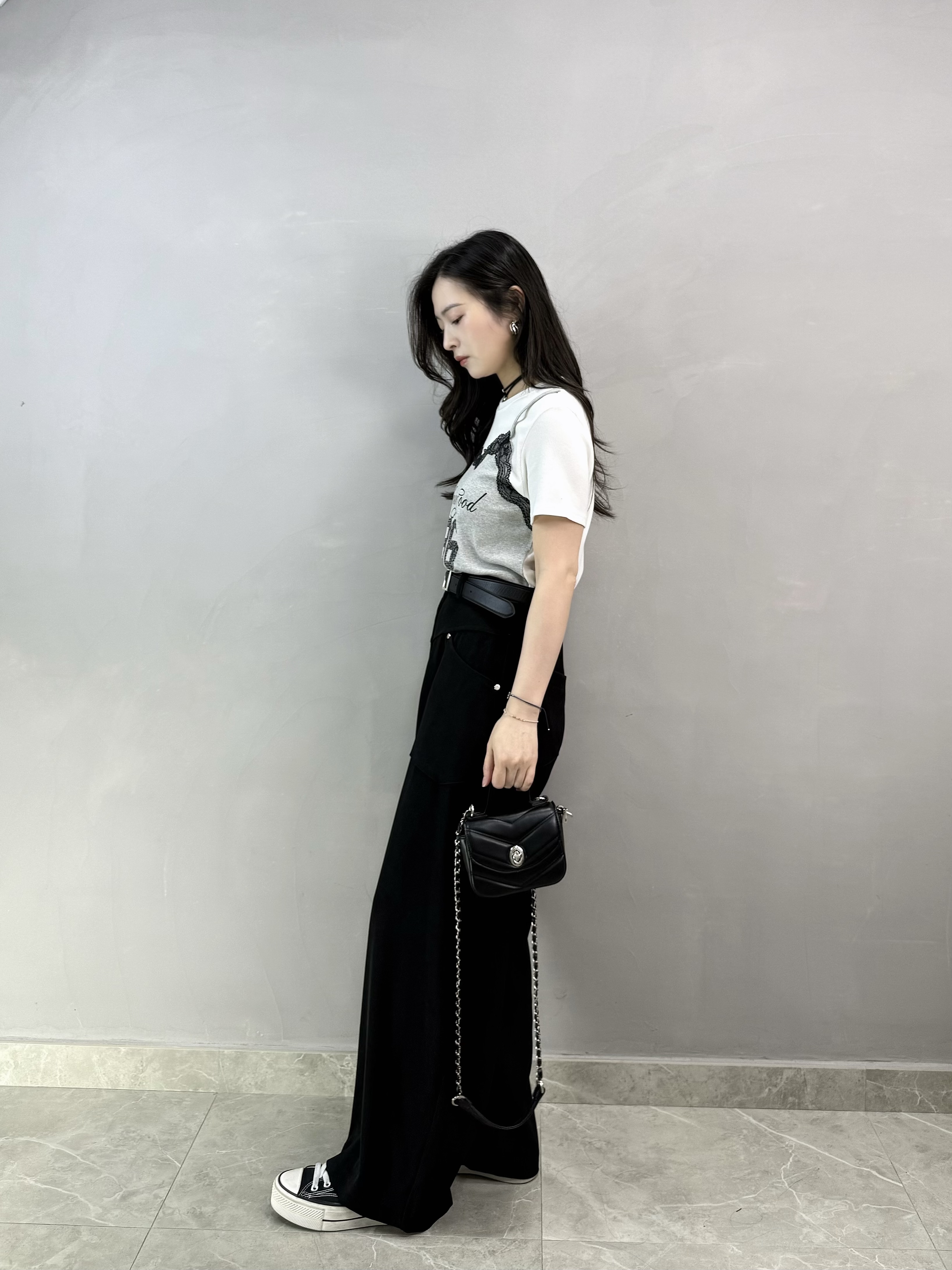 L82 假兩件Lace數字Tee