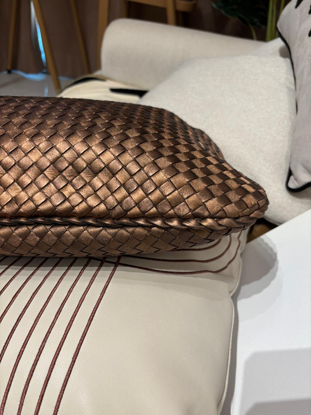 Bottega Veneta BV hobo calfskin 100%Authentic, 98%New ✅Dust bag