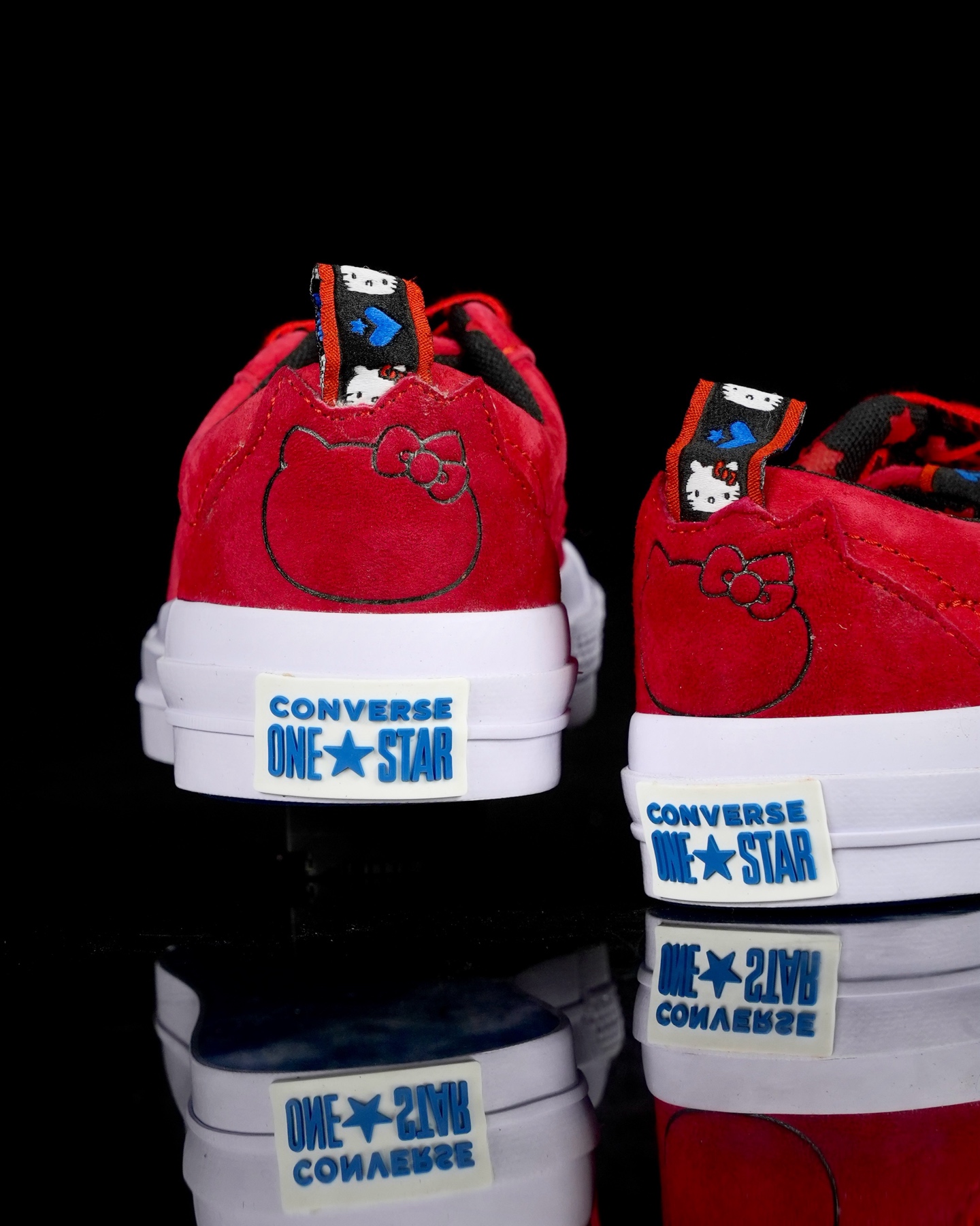 Converse One StarOx Hello Kitty 163905C