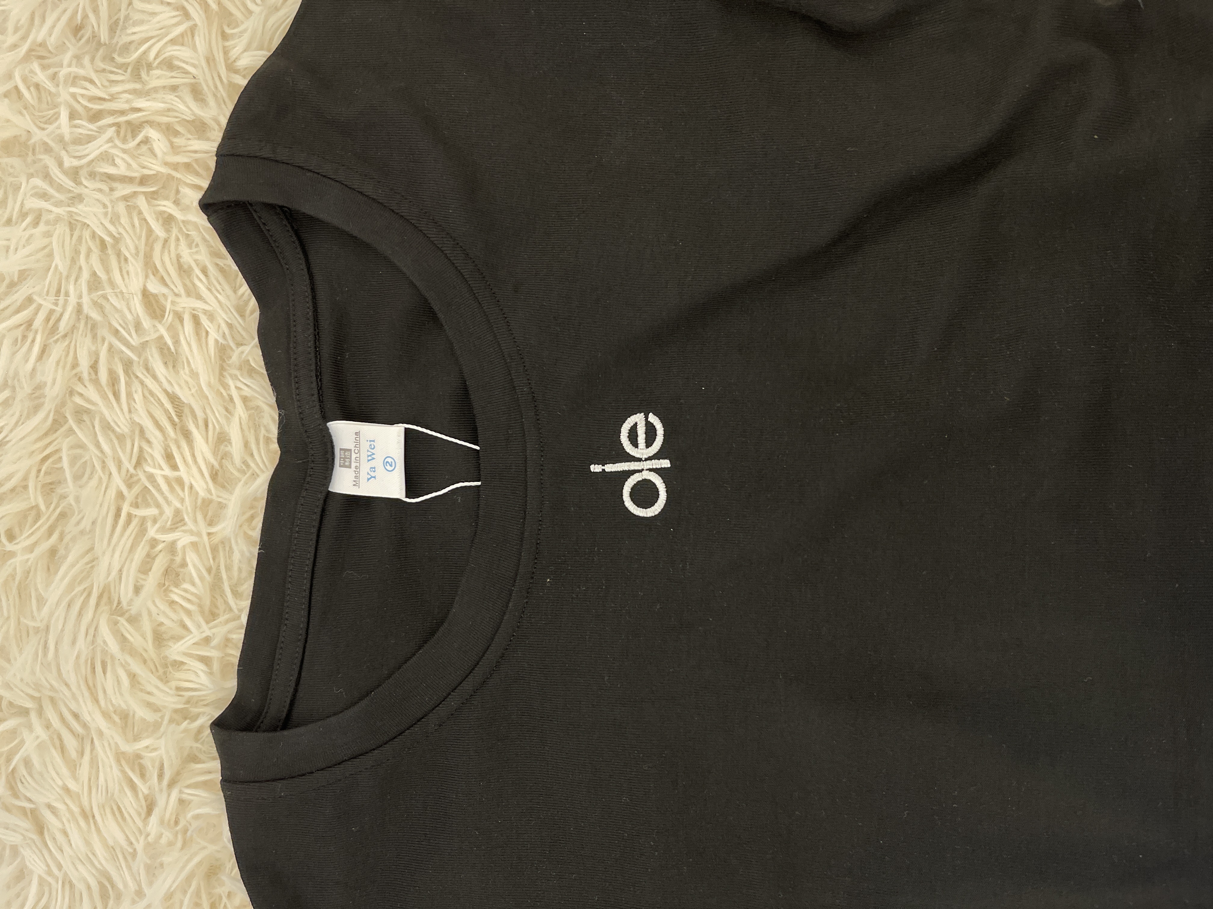 oie露腰修身上衣