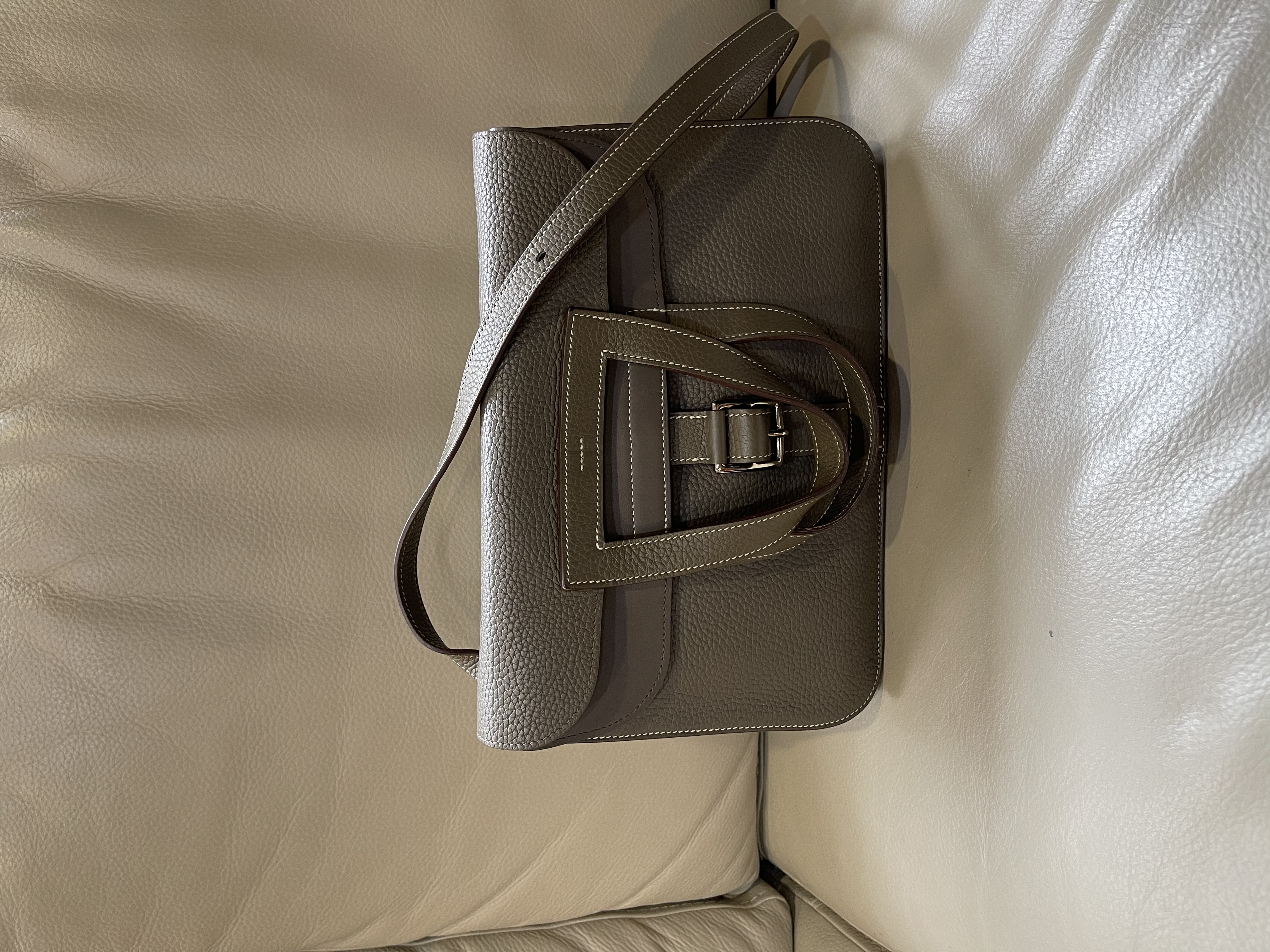 Pre-owned Hermes Halzan bag 