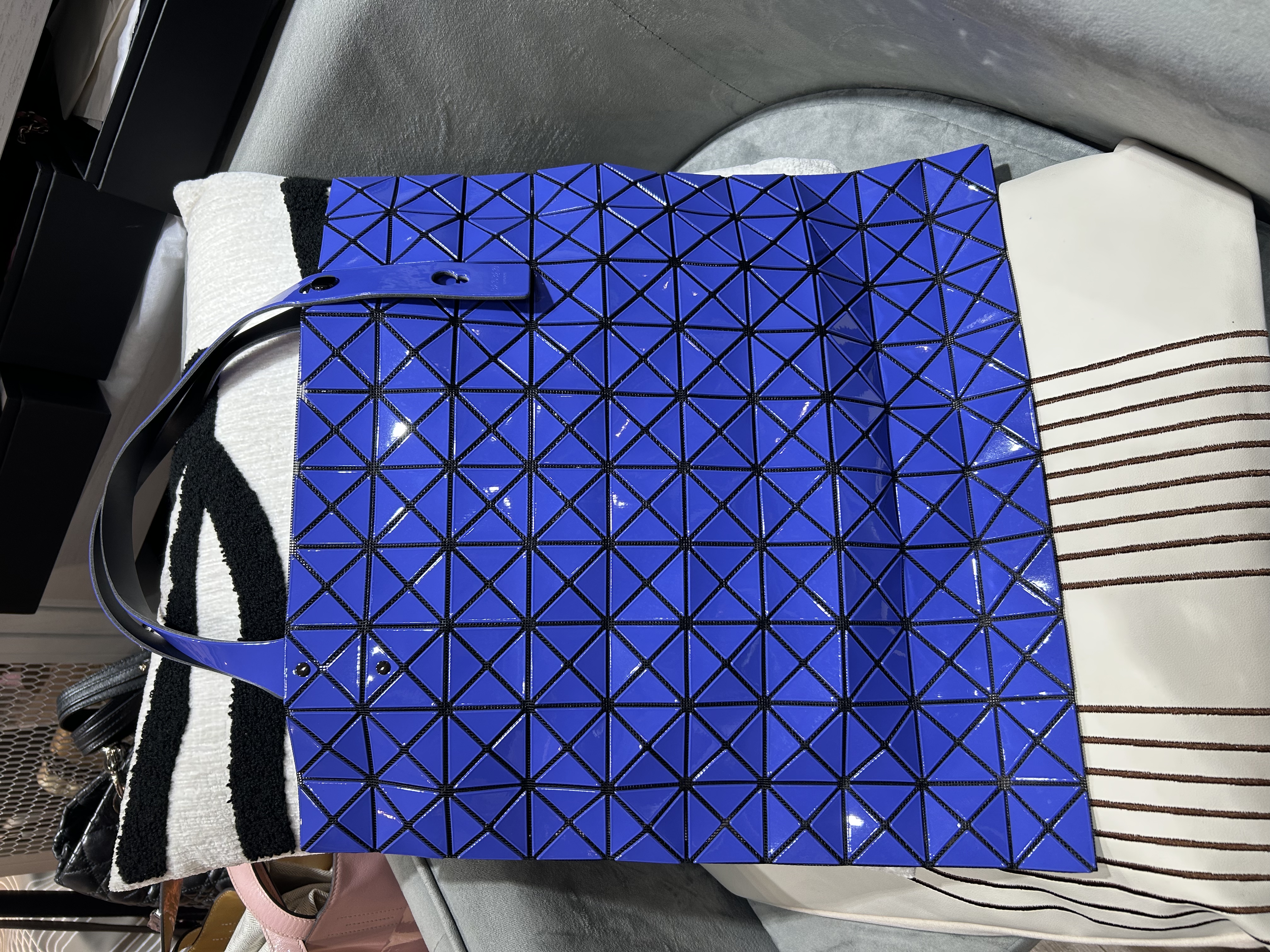 Issey Miyake Bao Bao Tote Bag 100%Authentic, 98%New ✅Dust bag