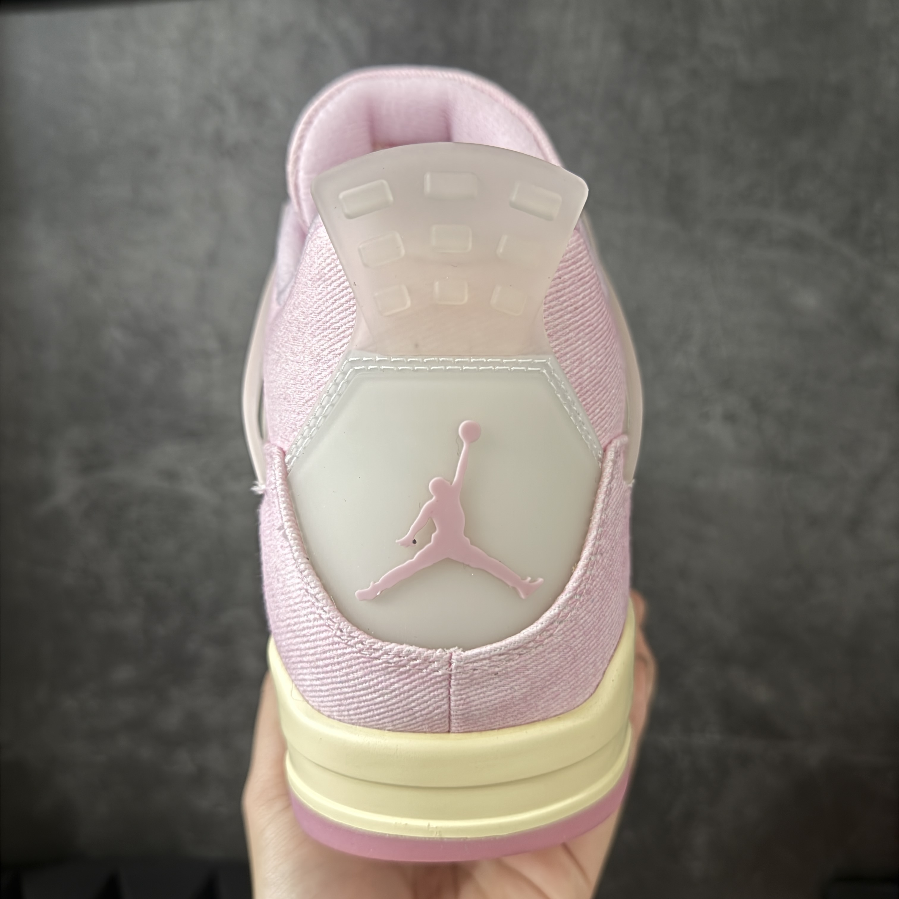 Nike Air Jordan 4 Retro IB6716-600