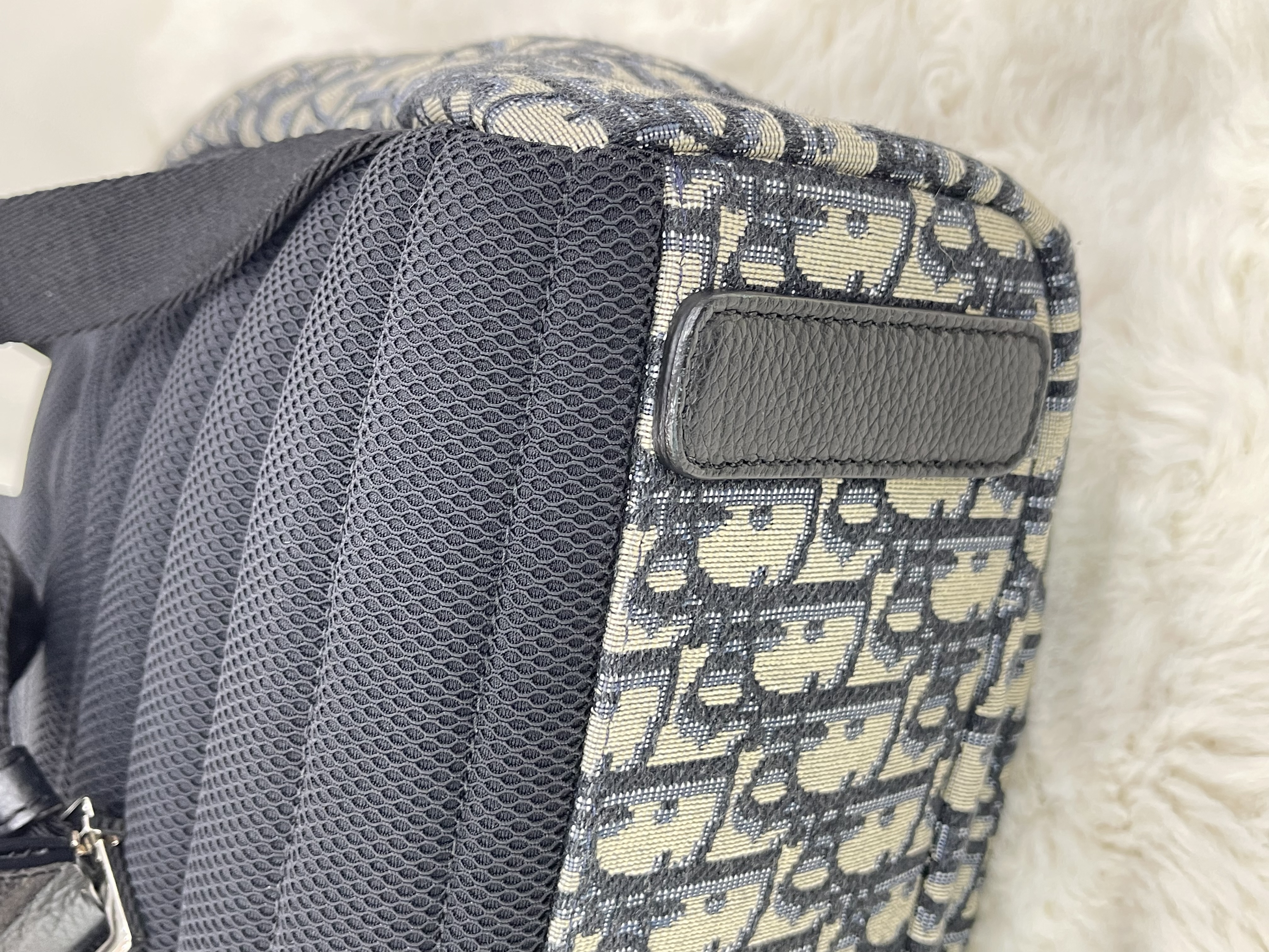 直播貨品 |  [1個-$100 2個-$300］N9
