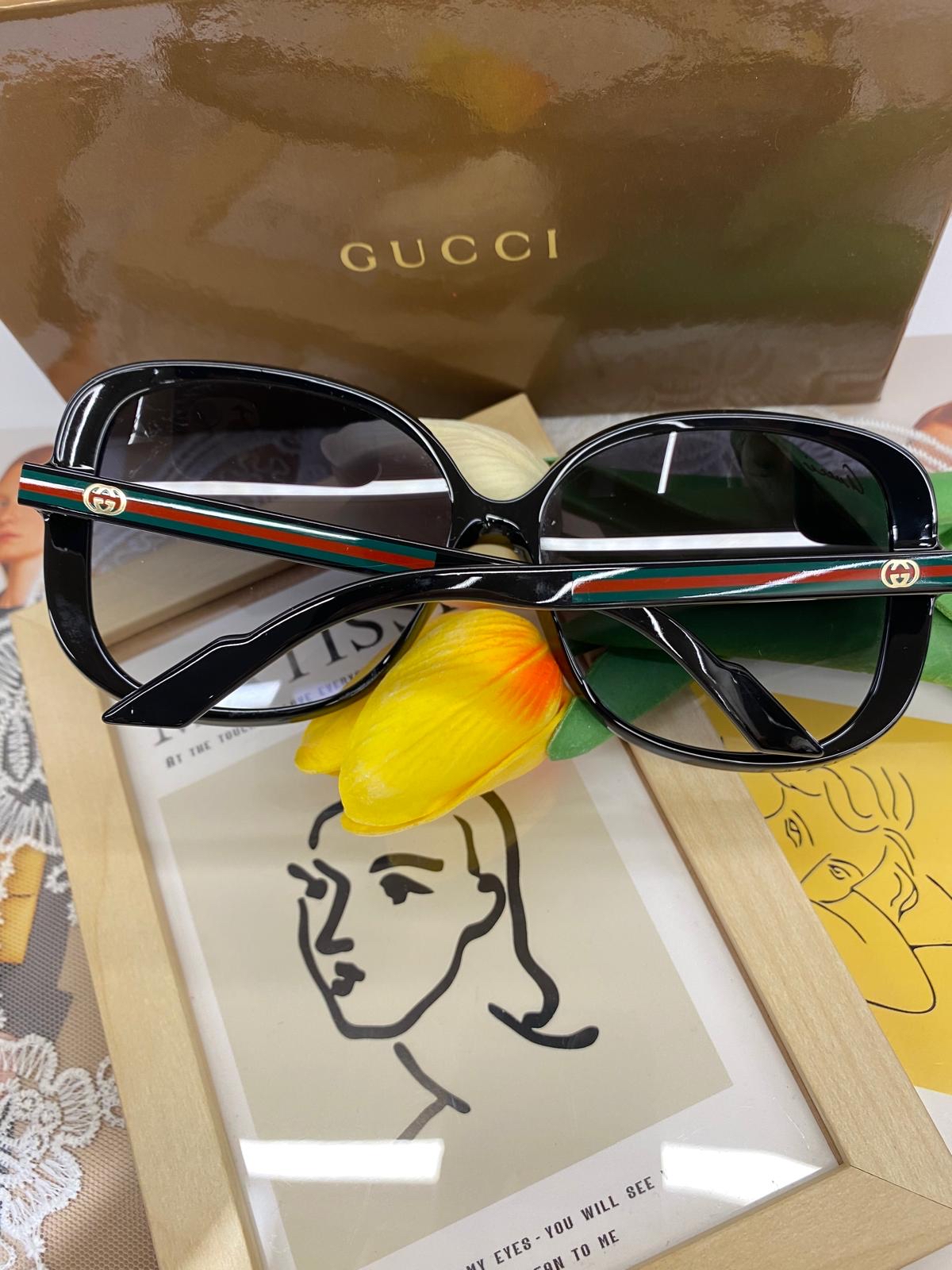 Gucci Oversized Round Sunglasses