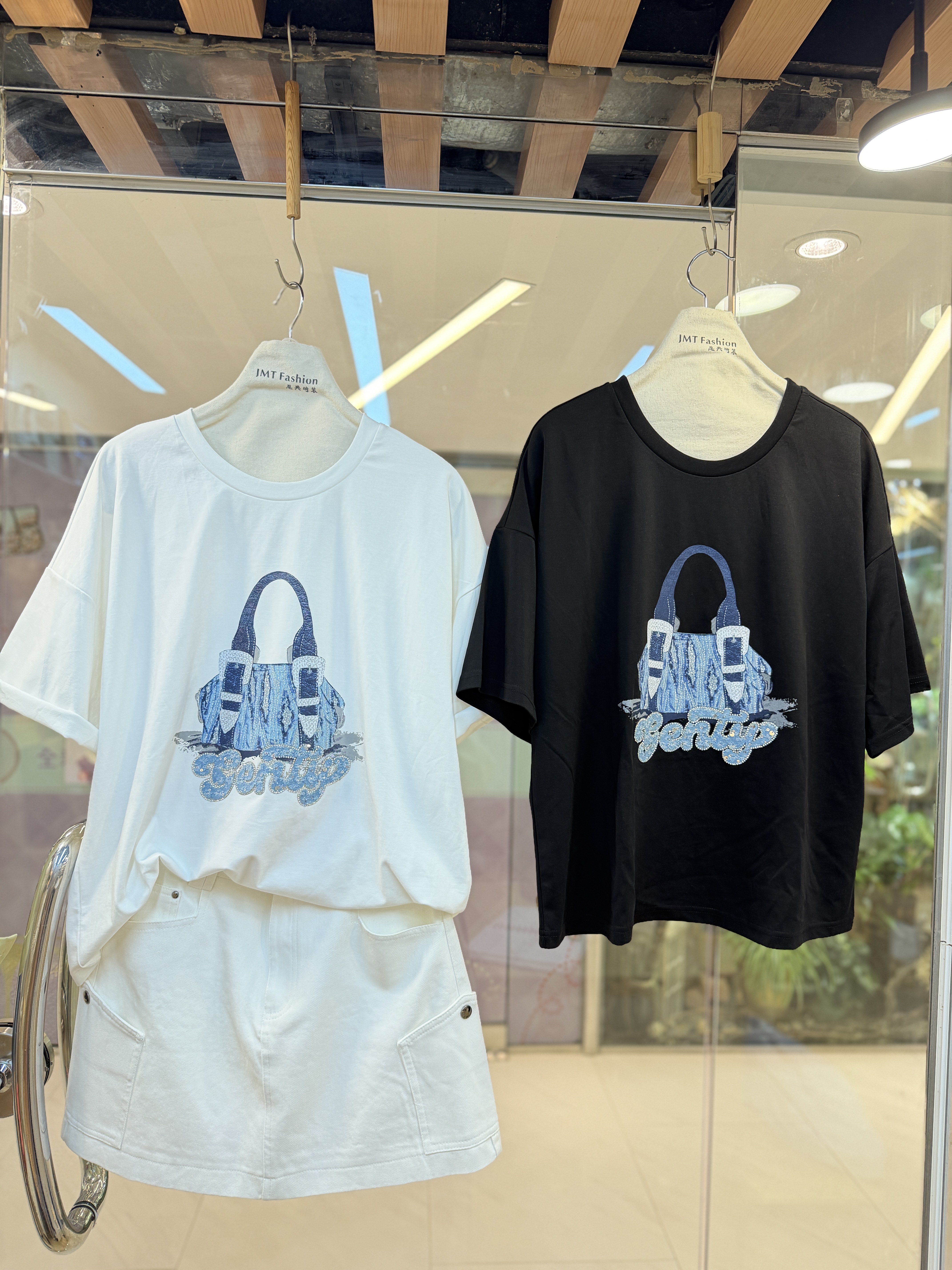 手袋英文字石Tee M420 842435289