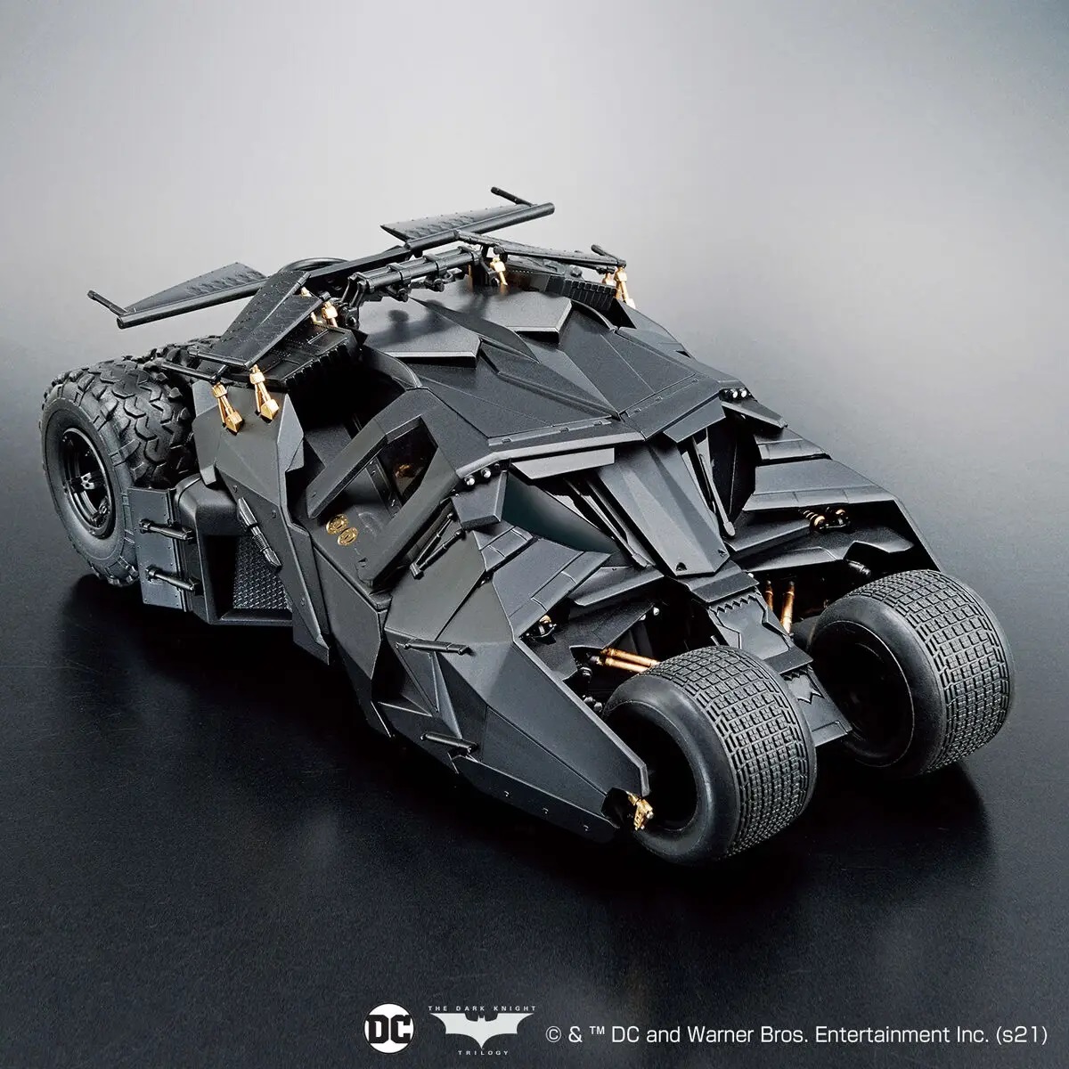 1/35 SCALE Batmobile (Batman Begins Ver.)
