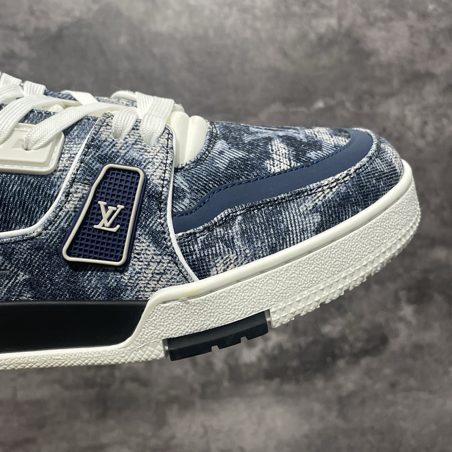 Louis Vuitton LV Trainer