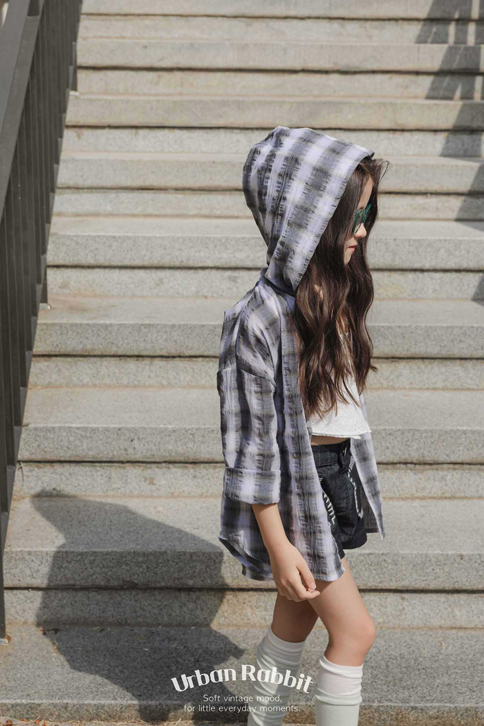 🇰🇷Urban Rabbit shirts