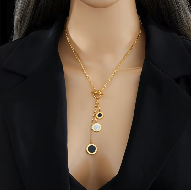 Minimalist Lariat Type Necklace