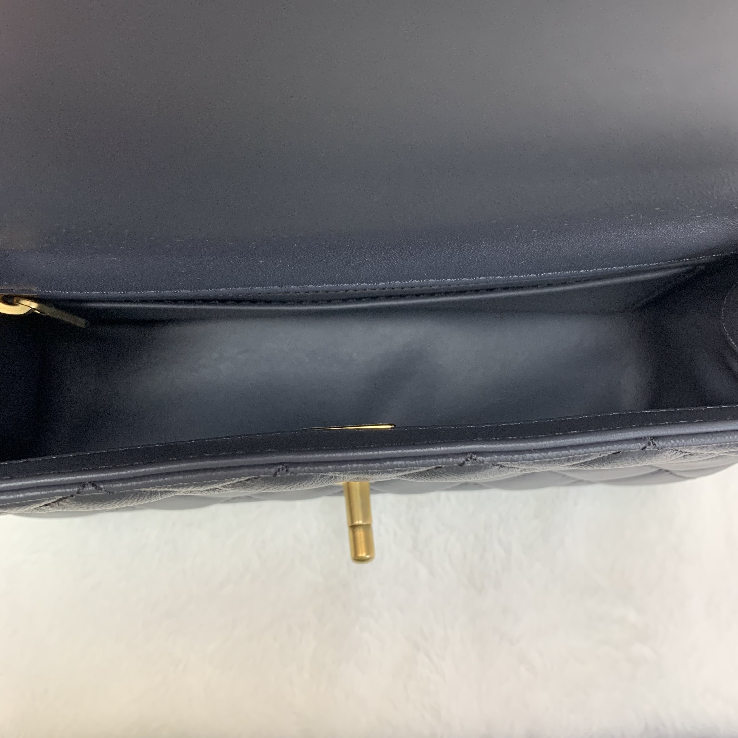 Full set閒置新熱賣🖤Chanel灰色大Mini