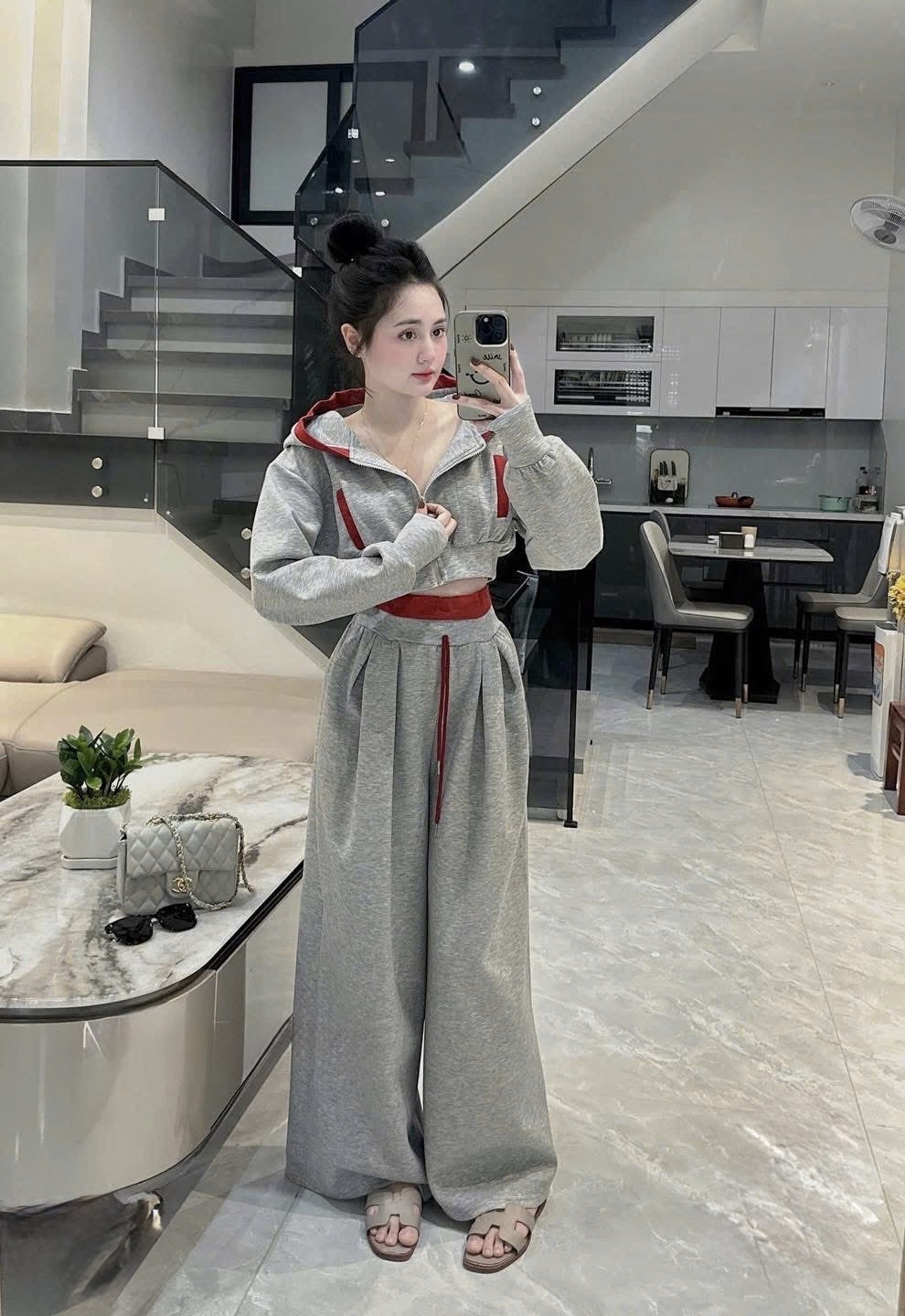 灰色和紅色长裤辣妹套裝