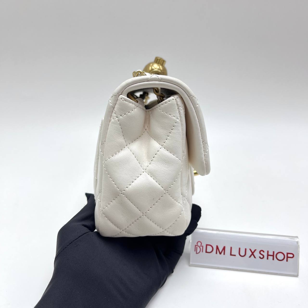 Chanel 21B White Mini Square Gold Pearl Crush GHW (Microchip)