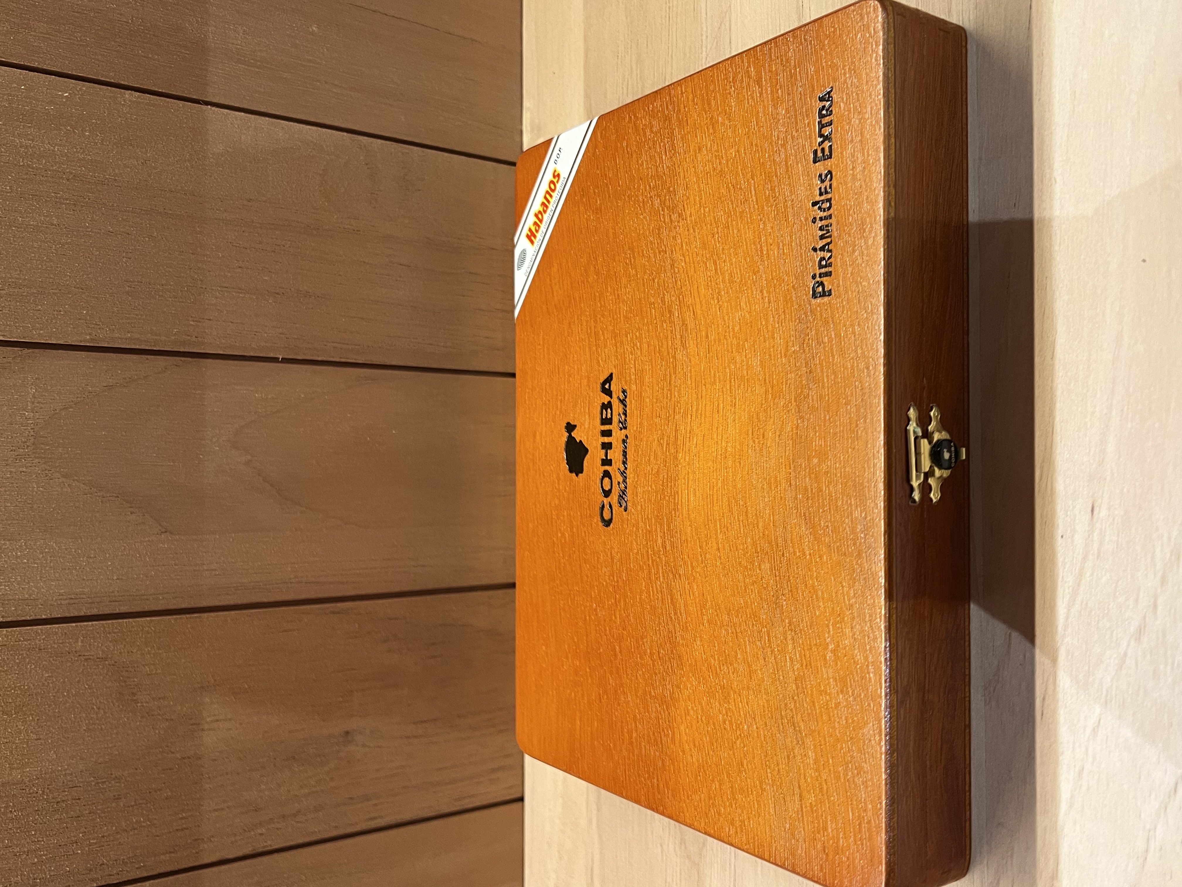 COHIBA高希霸 金字塔 10支 （木盒）