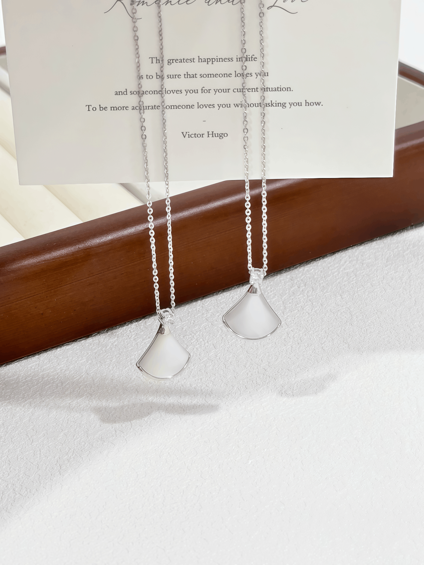 贝母小扇子项链