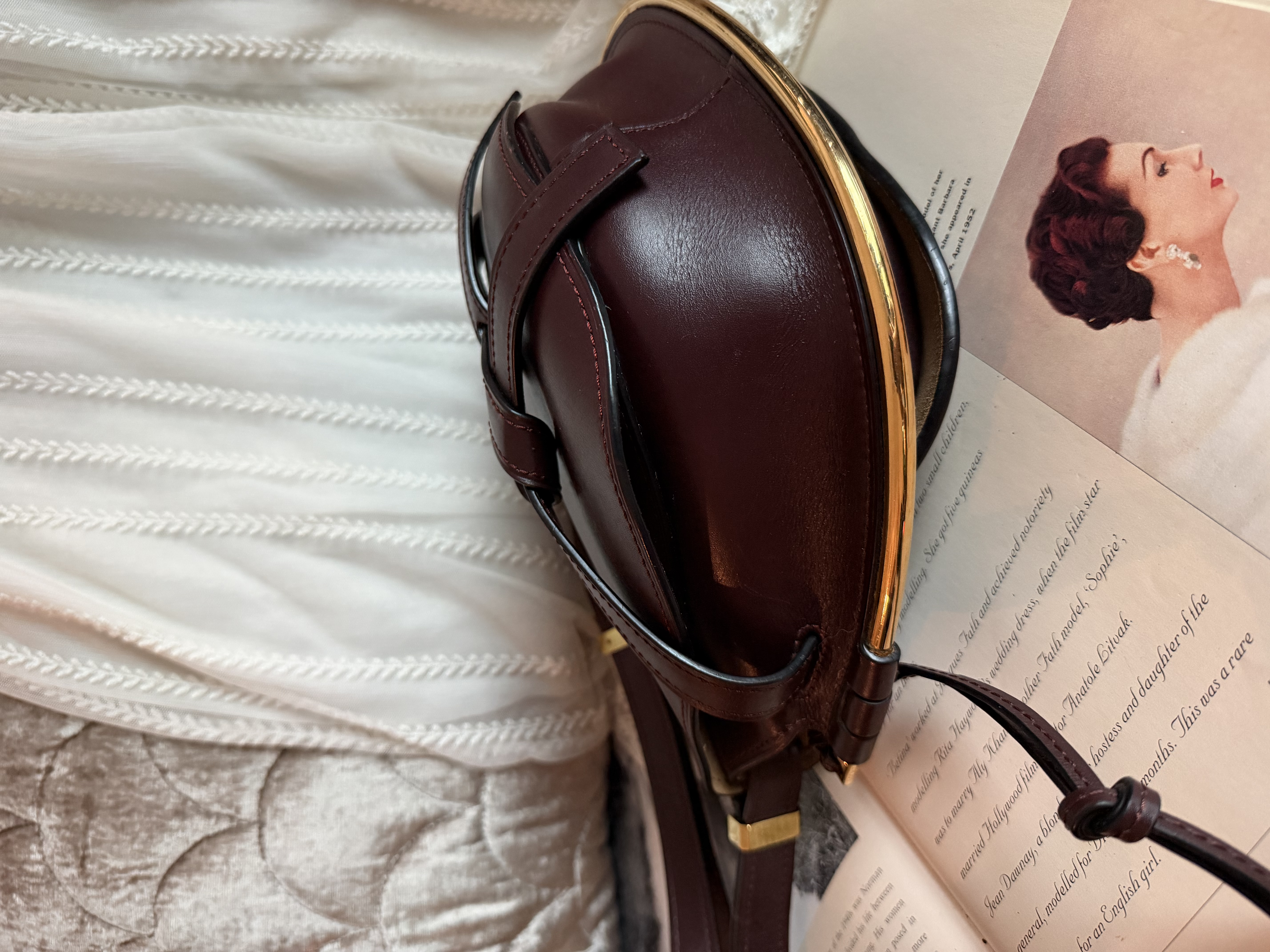 Loewe gate bag 
