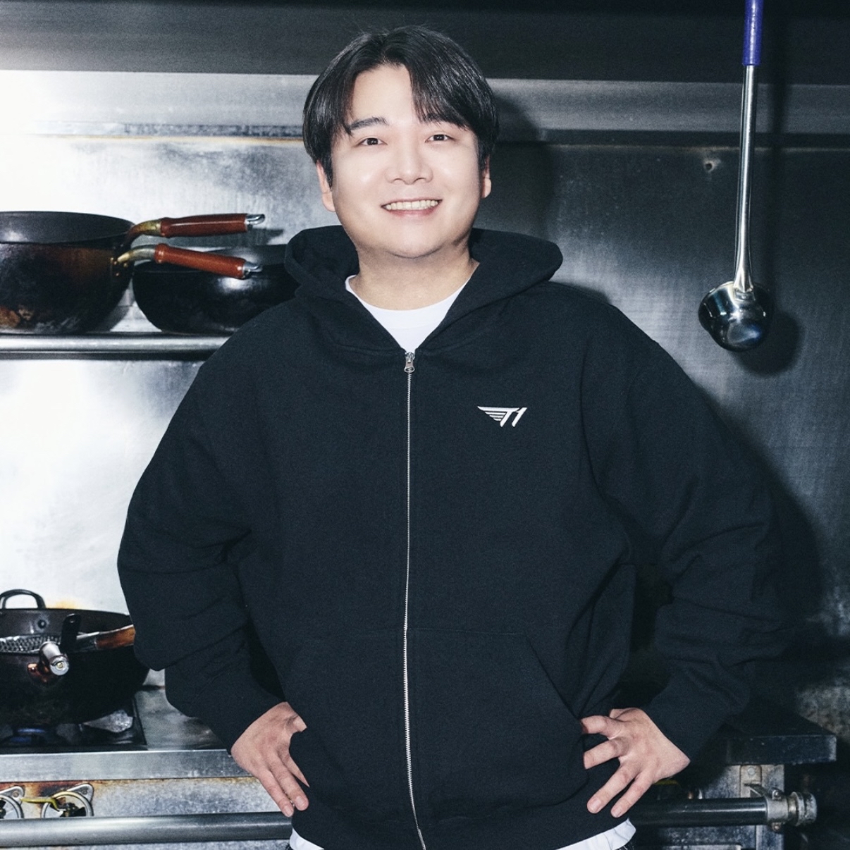 [BDNS x T1] Player Zip-up Hoodie Black