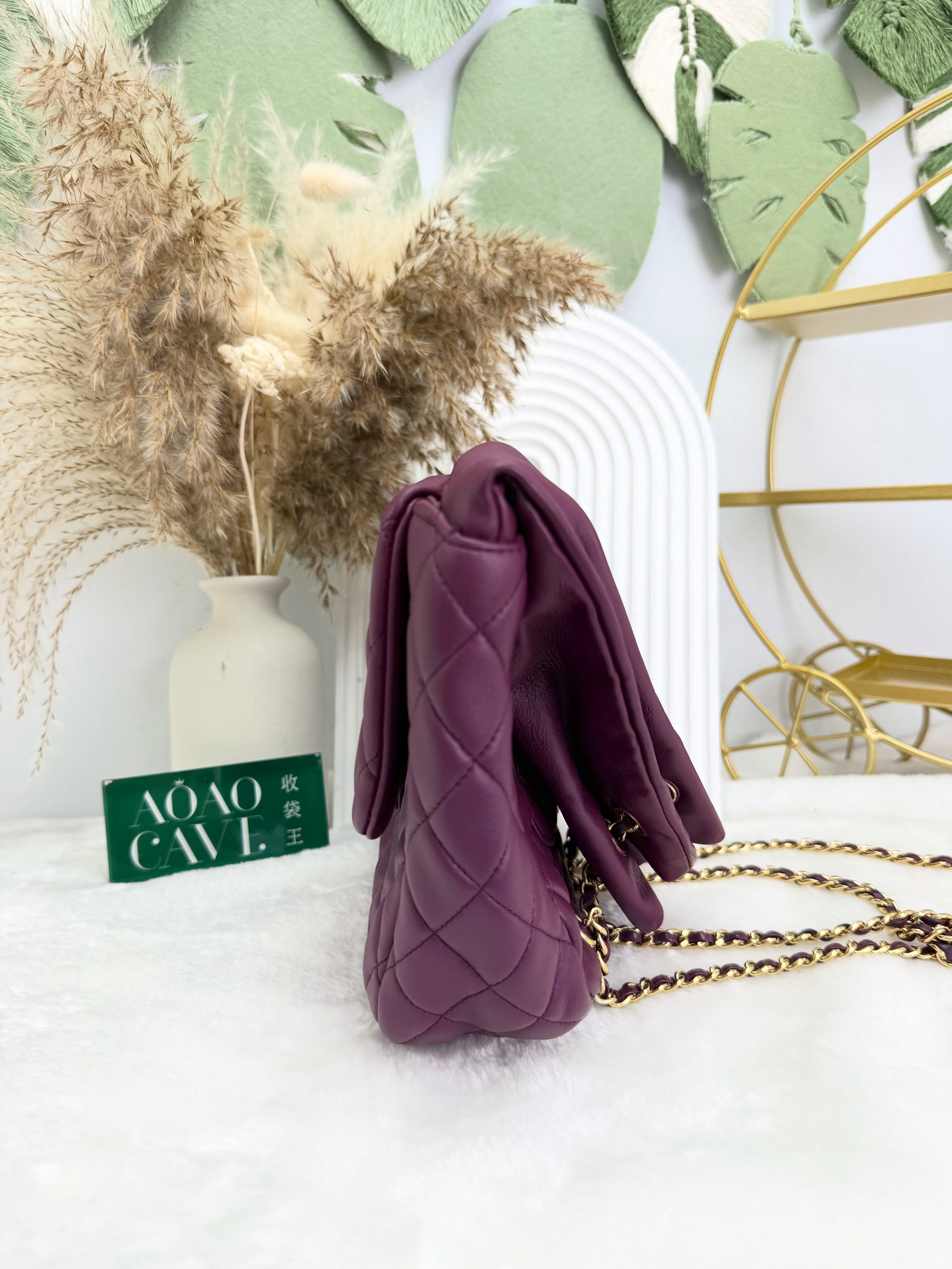 👜 PRE OWNED 🛍️酒紅羊皮束口包 21開 有卡有單 💜