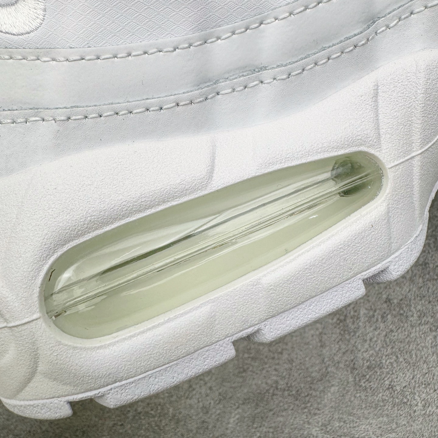 Nike Air Max 95 OG HM8755-100