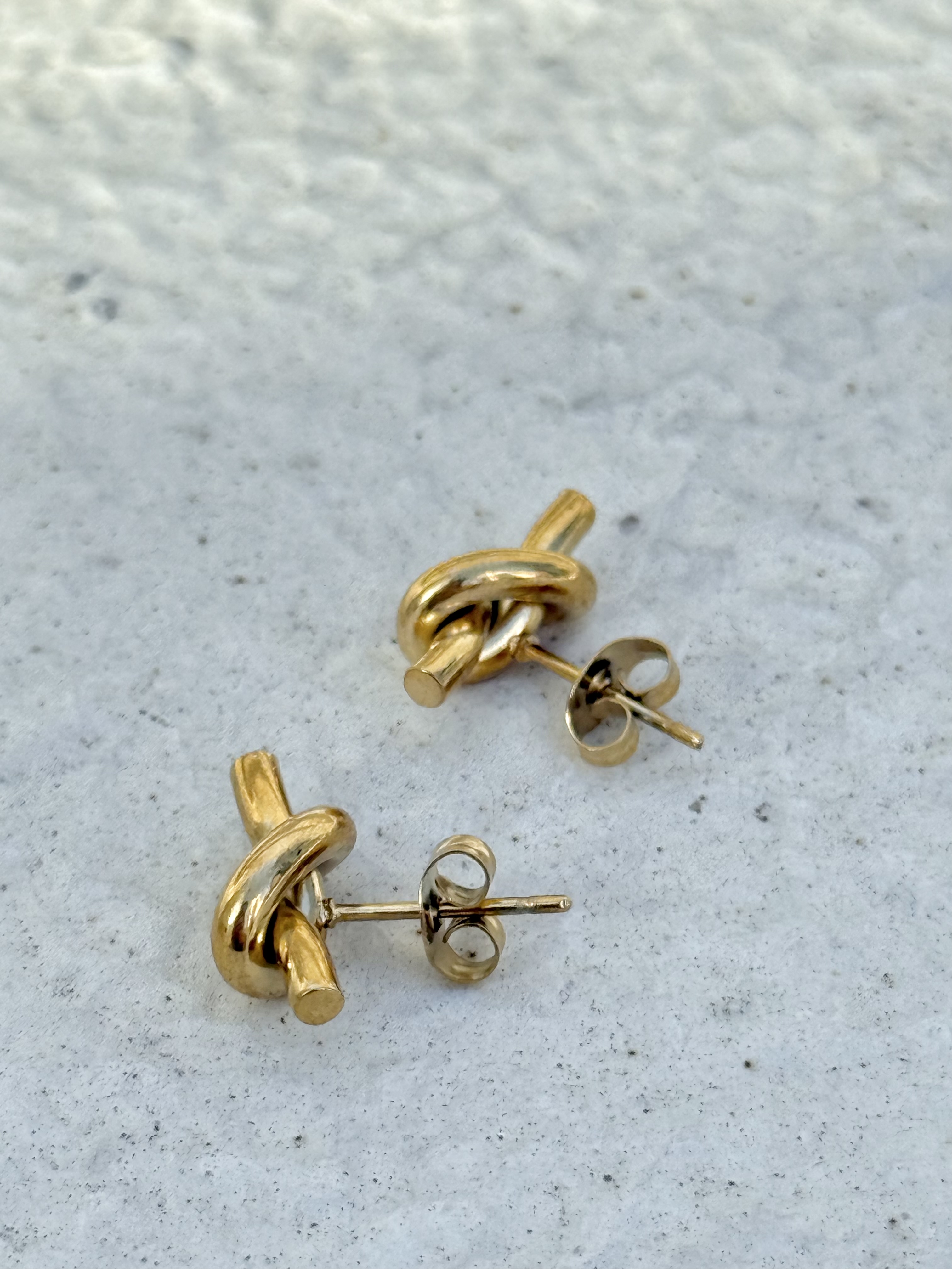 Gold twist stainless earring