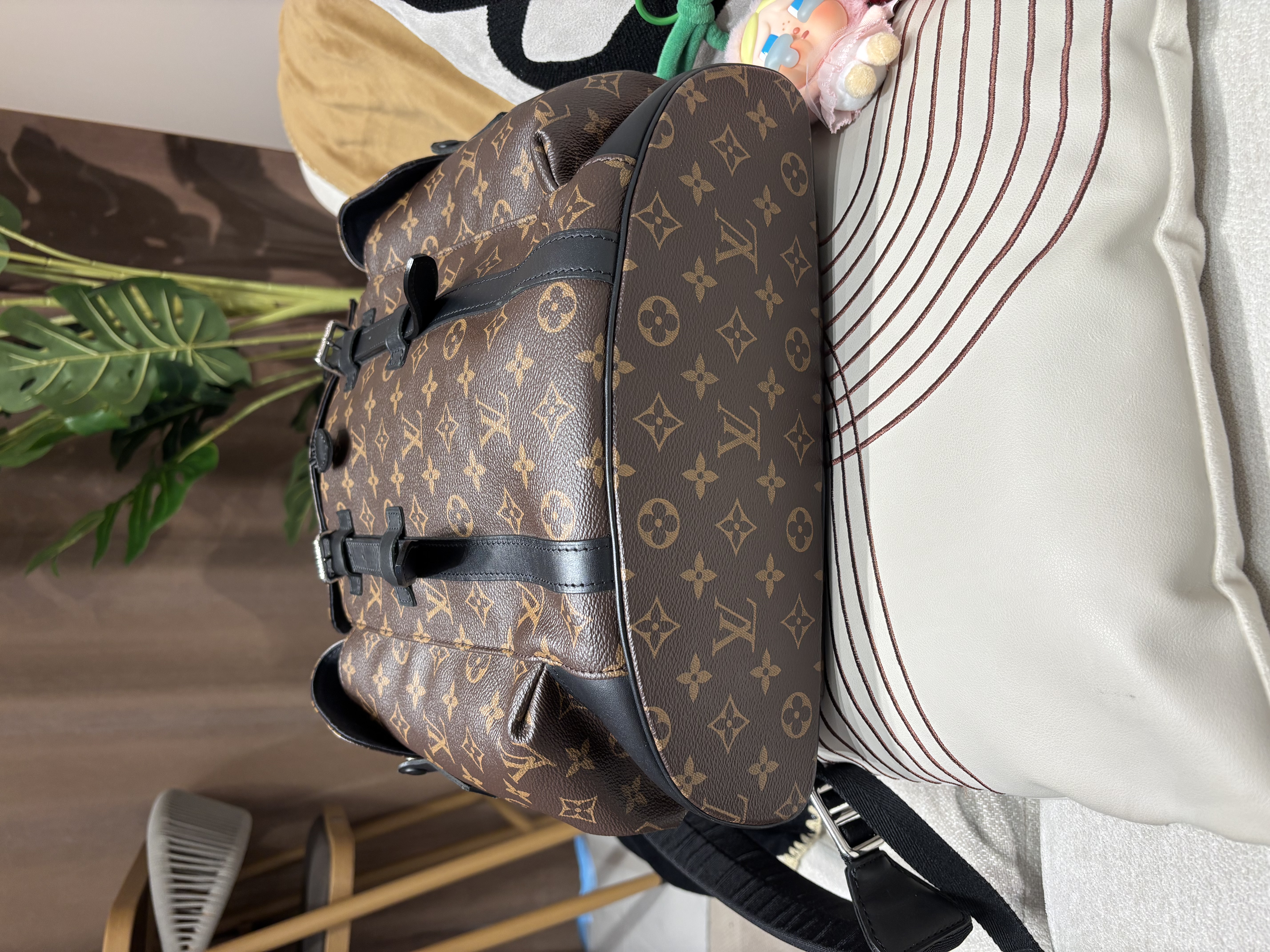 Lv backpack Christopher MM M43735 Monogram Macassar 100%Authentic,95%new✅dust bag ✨