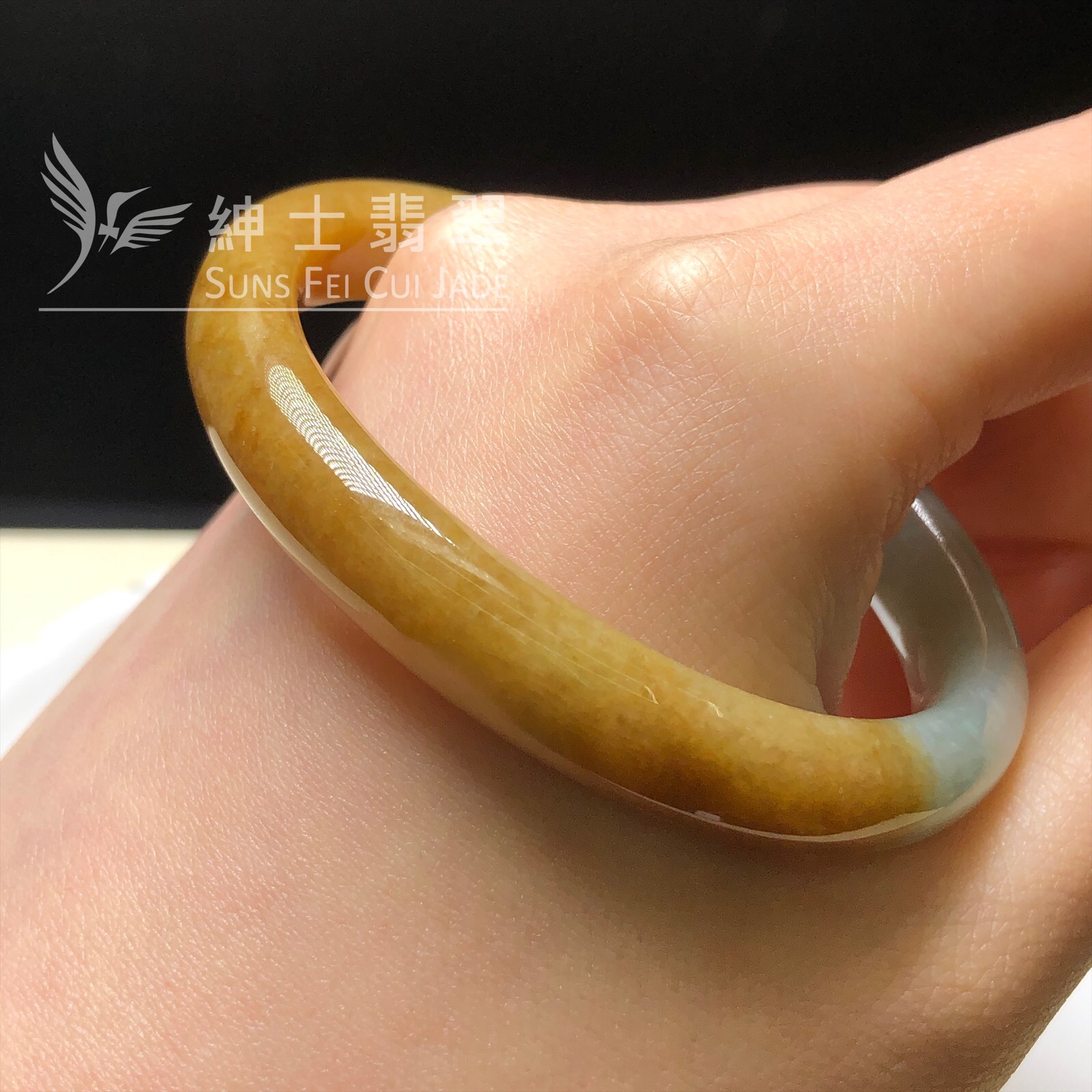 YK00013 大馬坎翡色貴妃鐲53.3mm