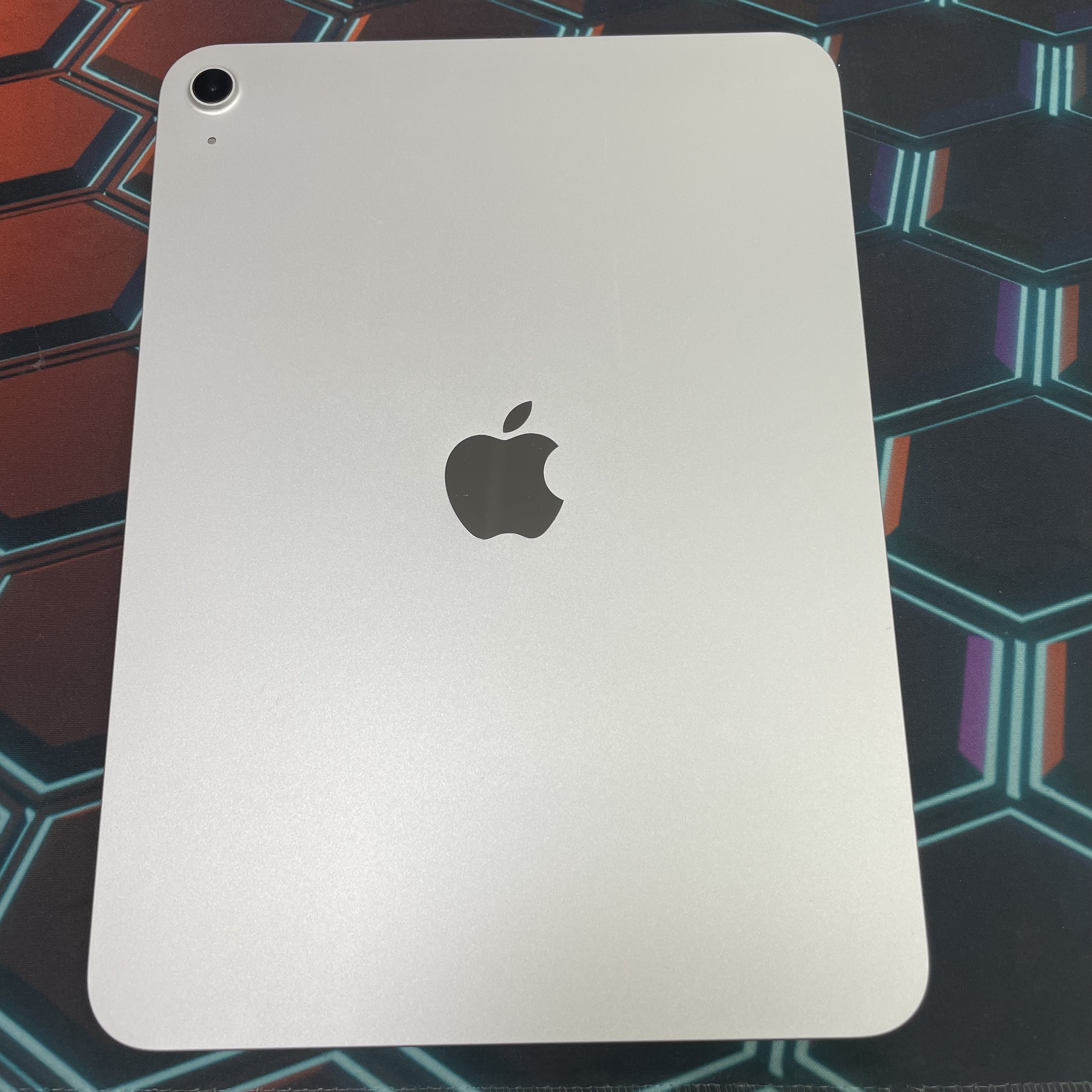 *8401100 iPad 11 全新機 128GB WIFI版 銀色 sliver