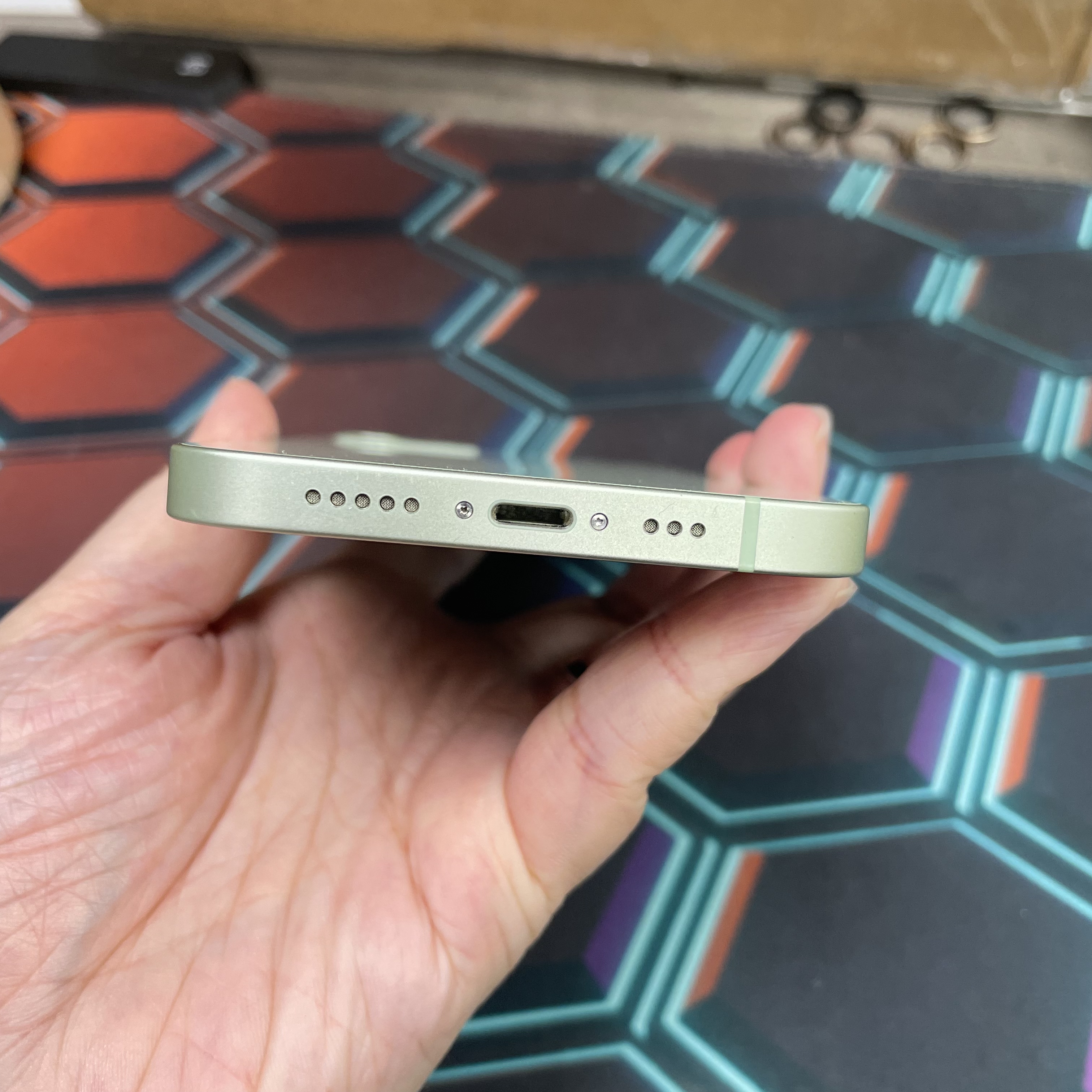 *8345 12 完美機 64GB 電91 綠色 green