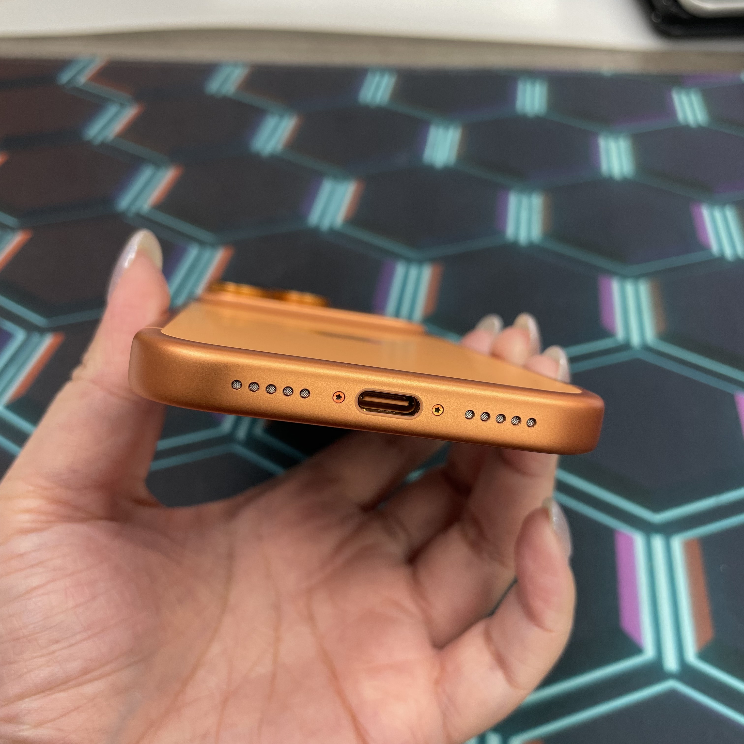 *6971 17 Pro 未使用品 256GB 電100 橙色 orange
