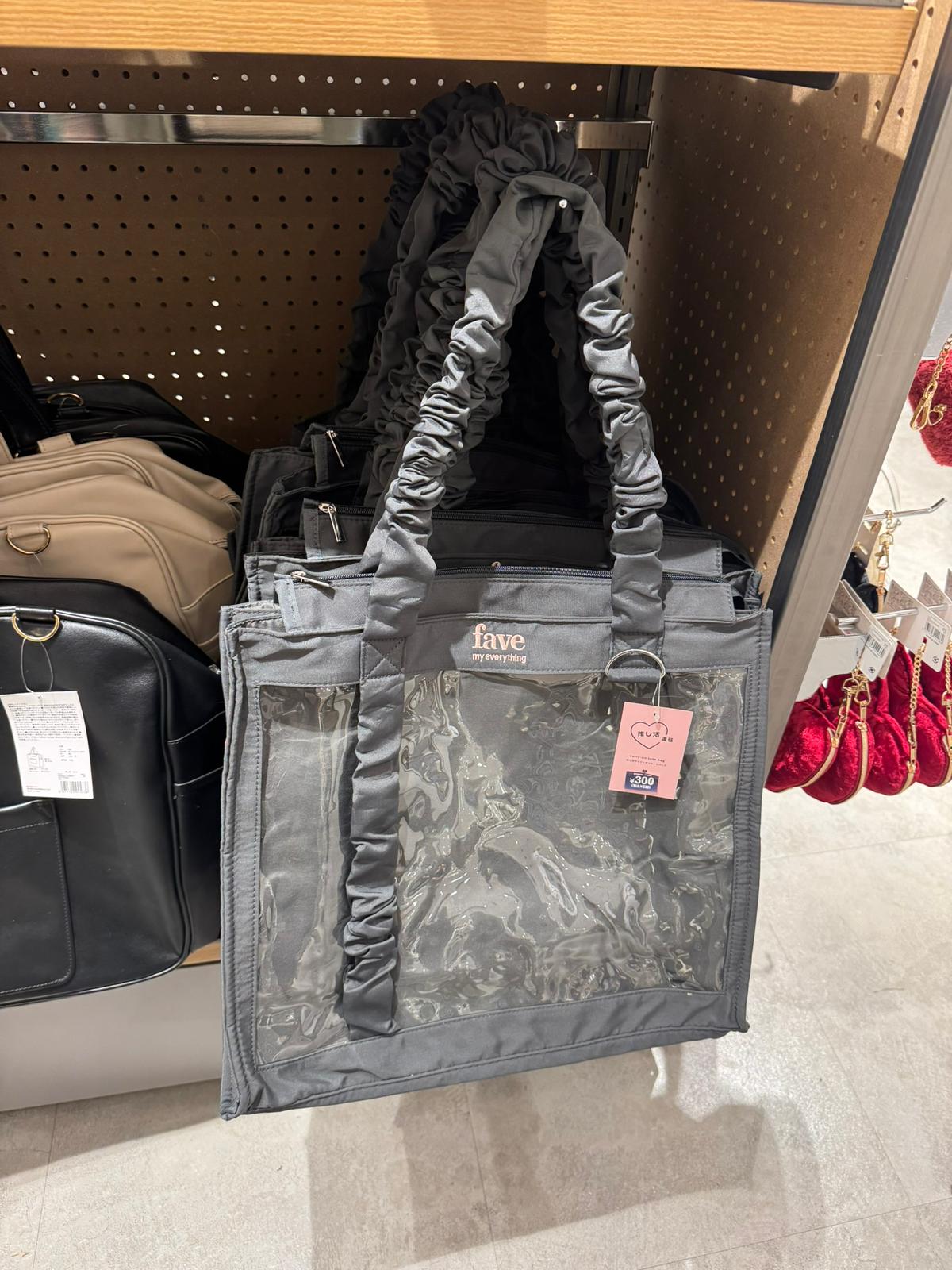 ✨連線商品需補運費✨3coins 推し活 荷葉邊手挽痛袋 (fave my everything)