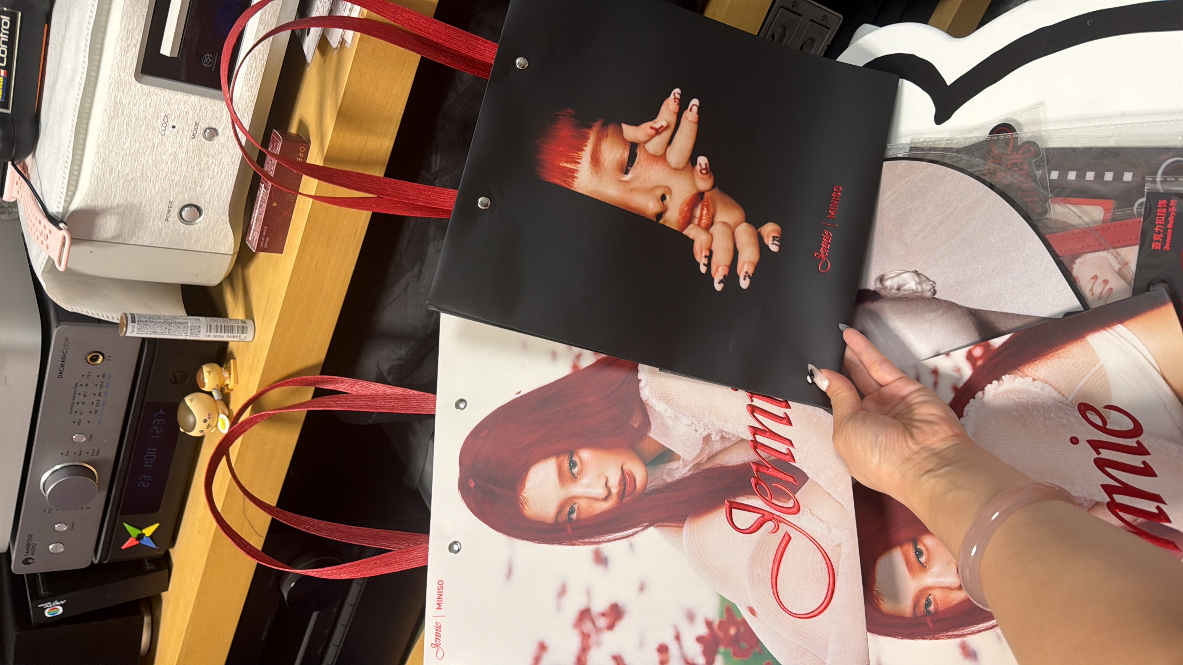 現貨 JENNIE RUBY X MINISO 人物紙袋