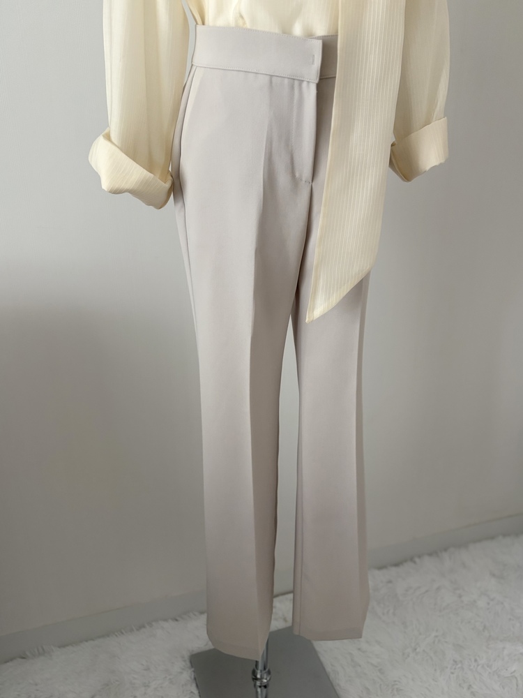 Classique Tailored Pants (Light Beige)
