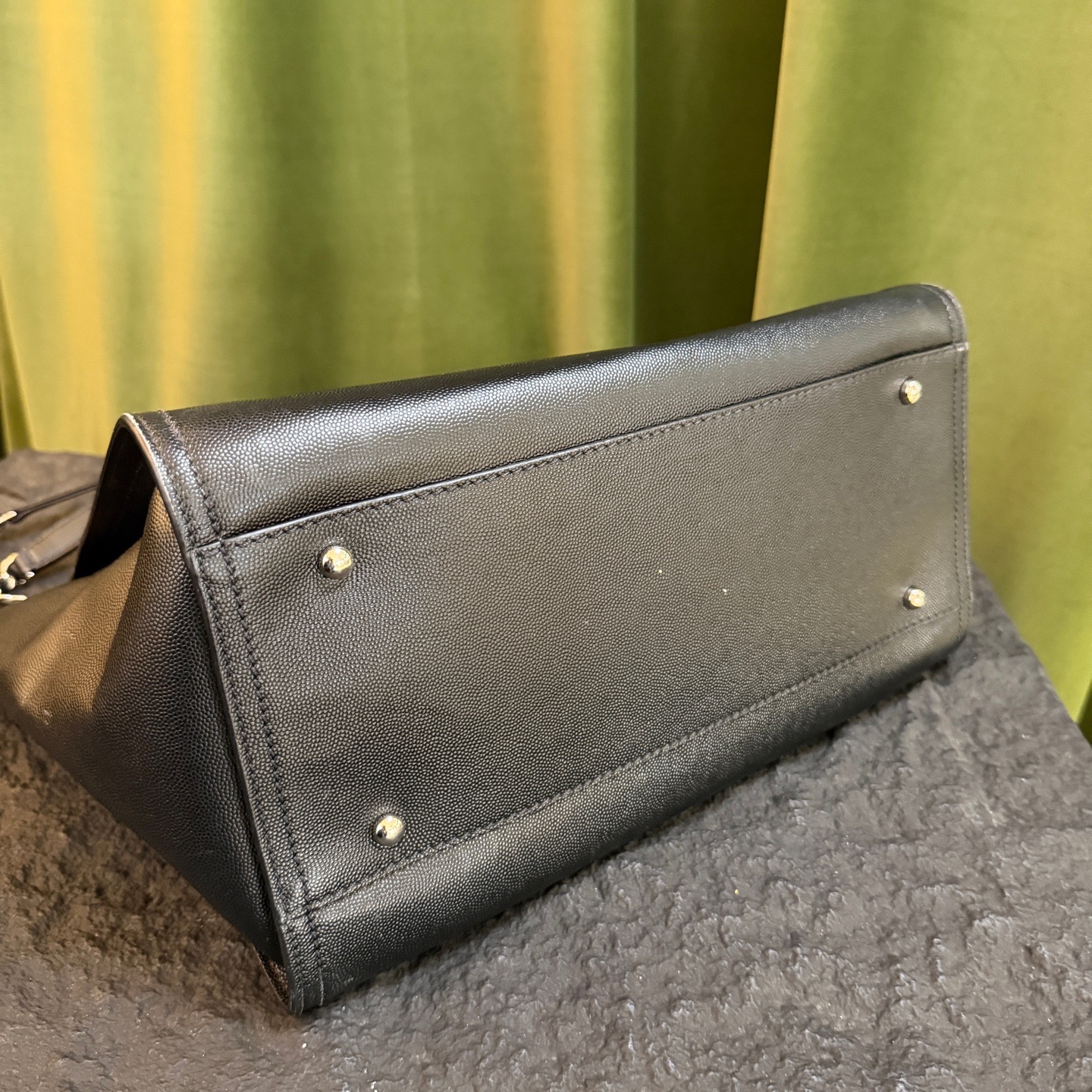 Pre-Owned CHANEL Shopping Bag 